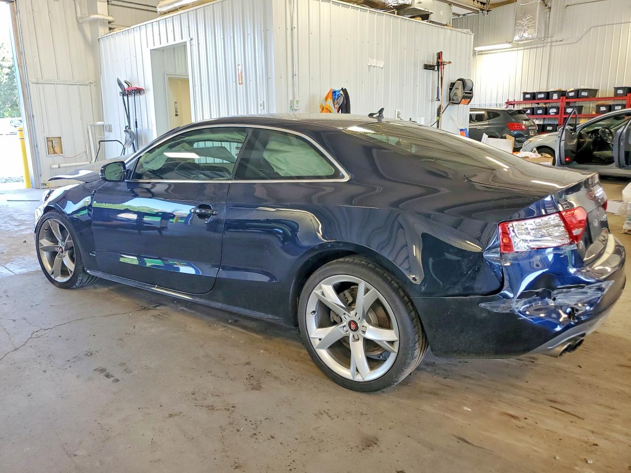 2011 Audi A5 Prestige Blue vin: WAUWFAFRXBA021162