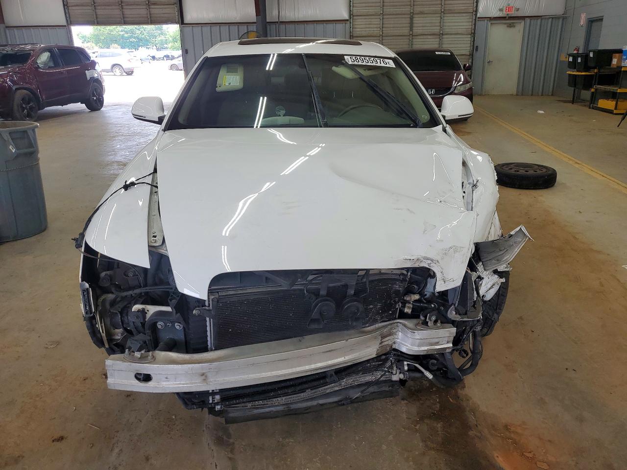 2009 Audi A6 Quattro White vin: WAUWG74F49N024473
