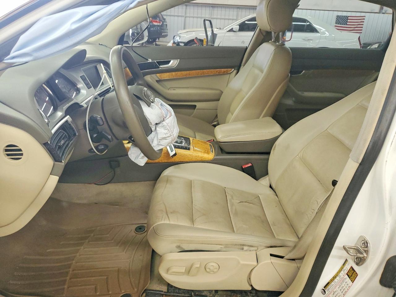 2009 Audi A6 Quattro White vin: WAUWG74F49N024473