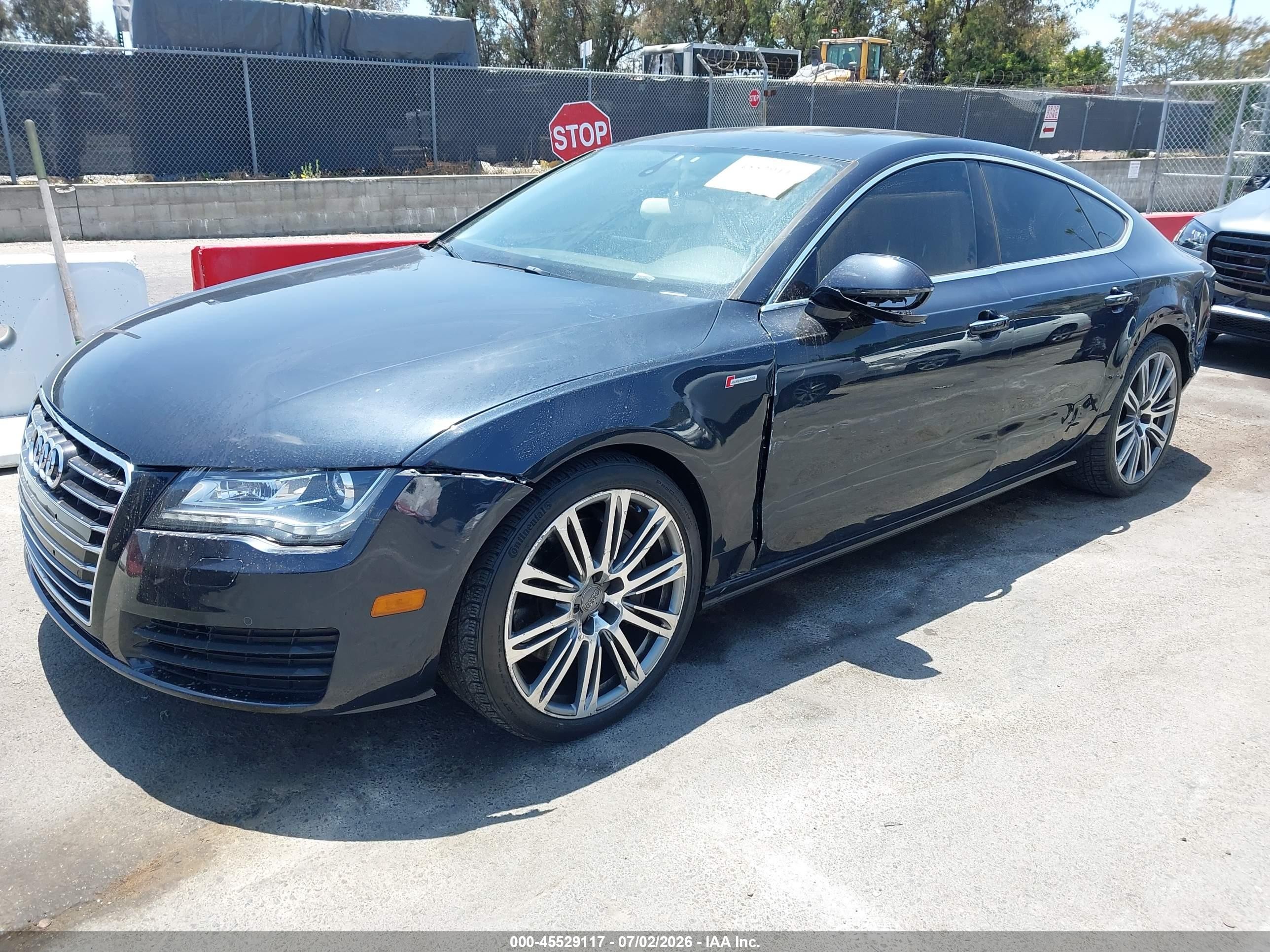 2014 Audi A7 3.0t Premium Plus Черный vin: WAUWGAFC1EN129496