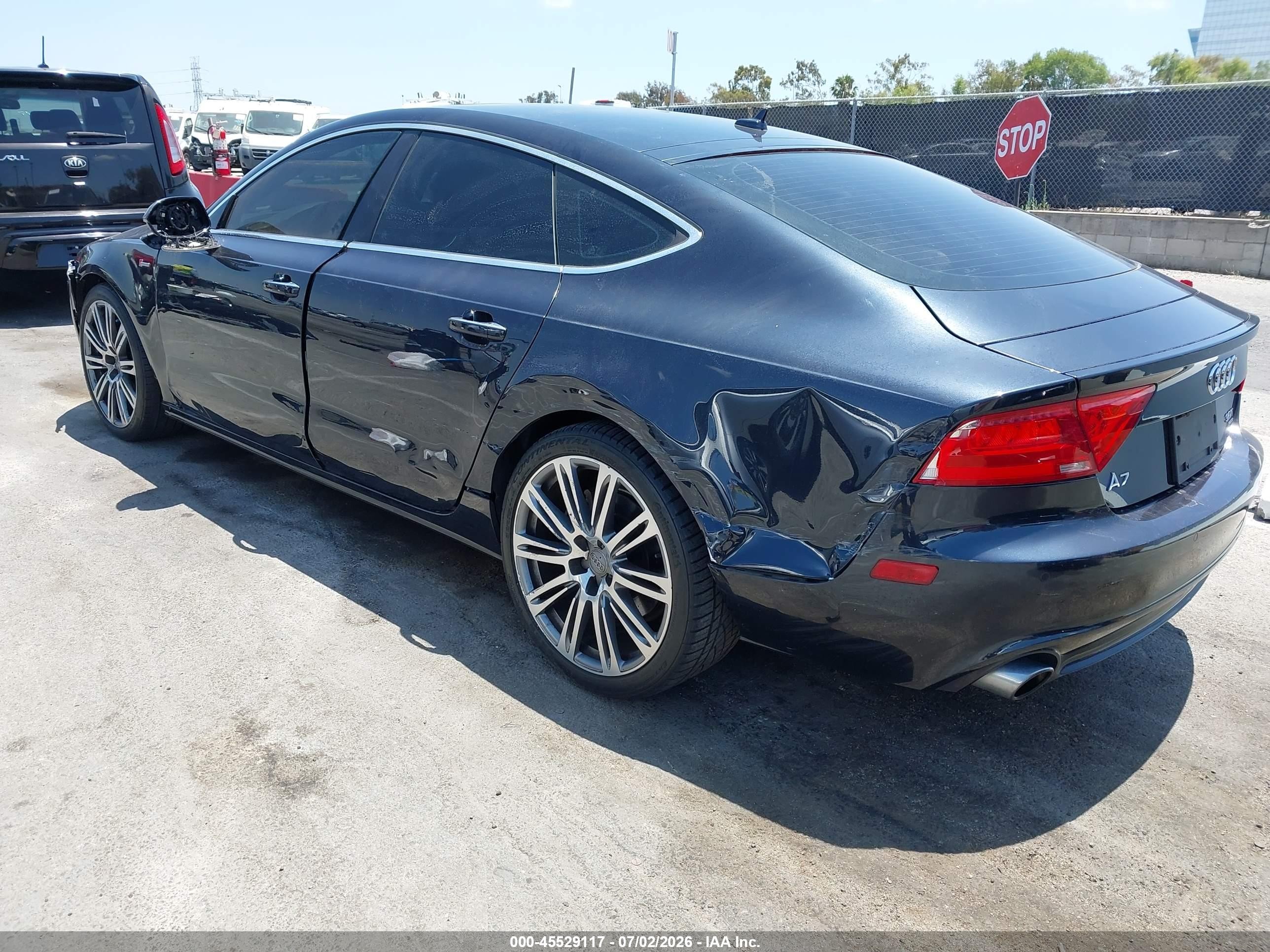 2014 Audi A7 3.0t Premium Plus Черный vin: WAUWGAFC1EN129496