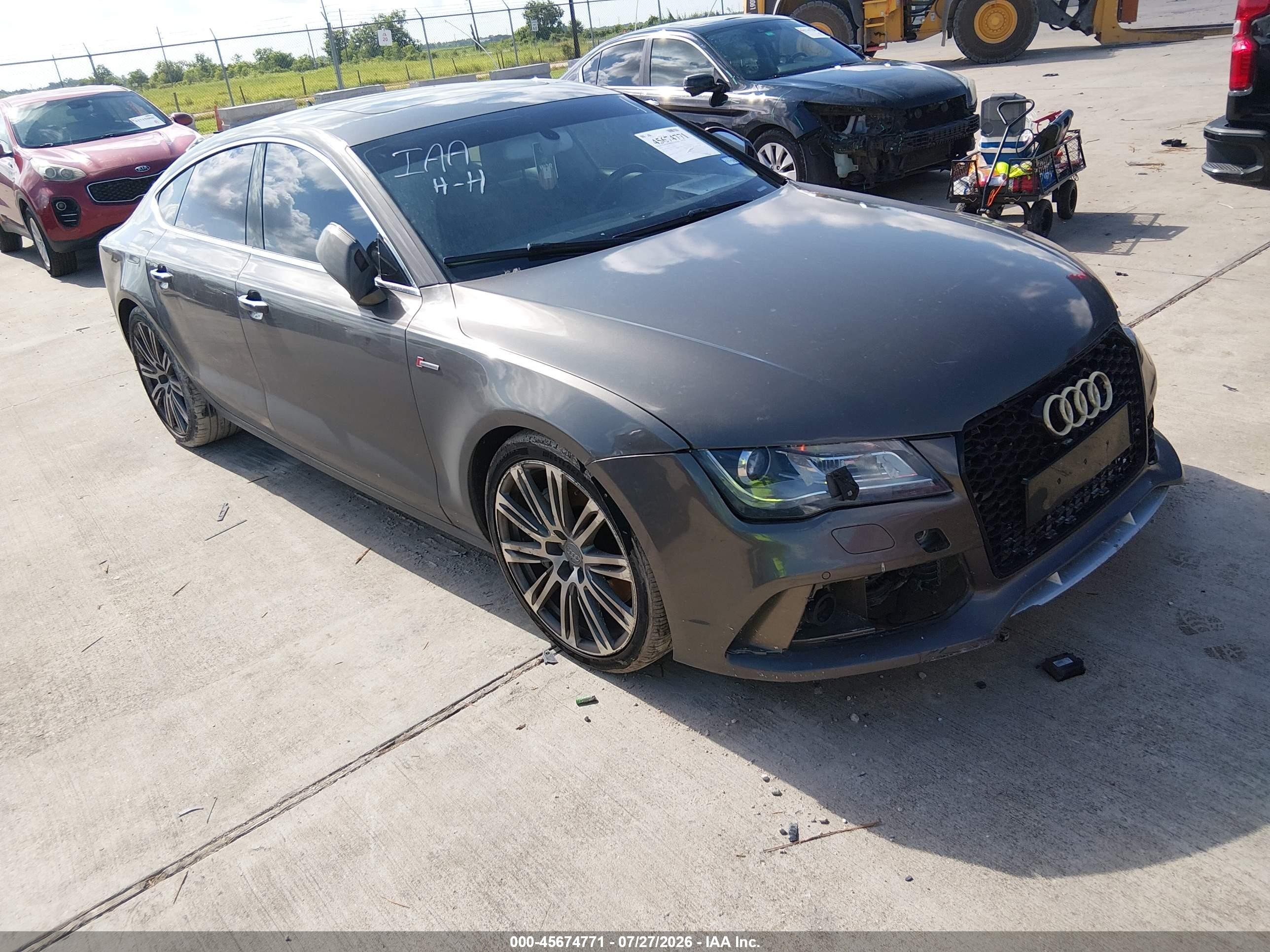 2014 Audi A7 3.0t Premium Plus vin: WAUWGAFC2EN132245