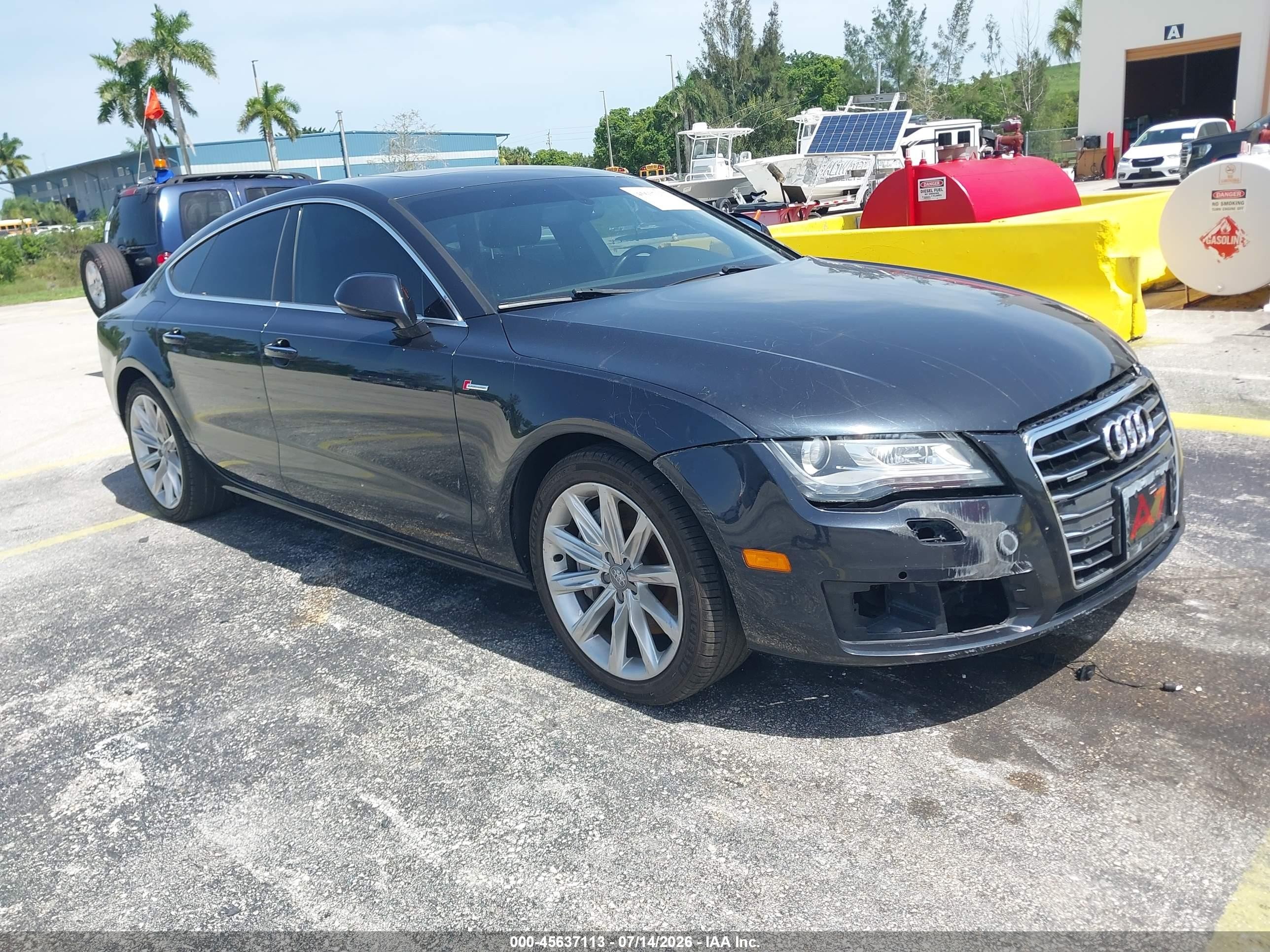 2014 Audi A7 3.0t Premium Plus Gray vin: WAUWGAFC3EN095948