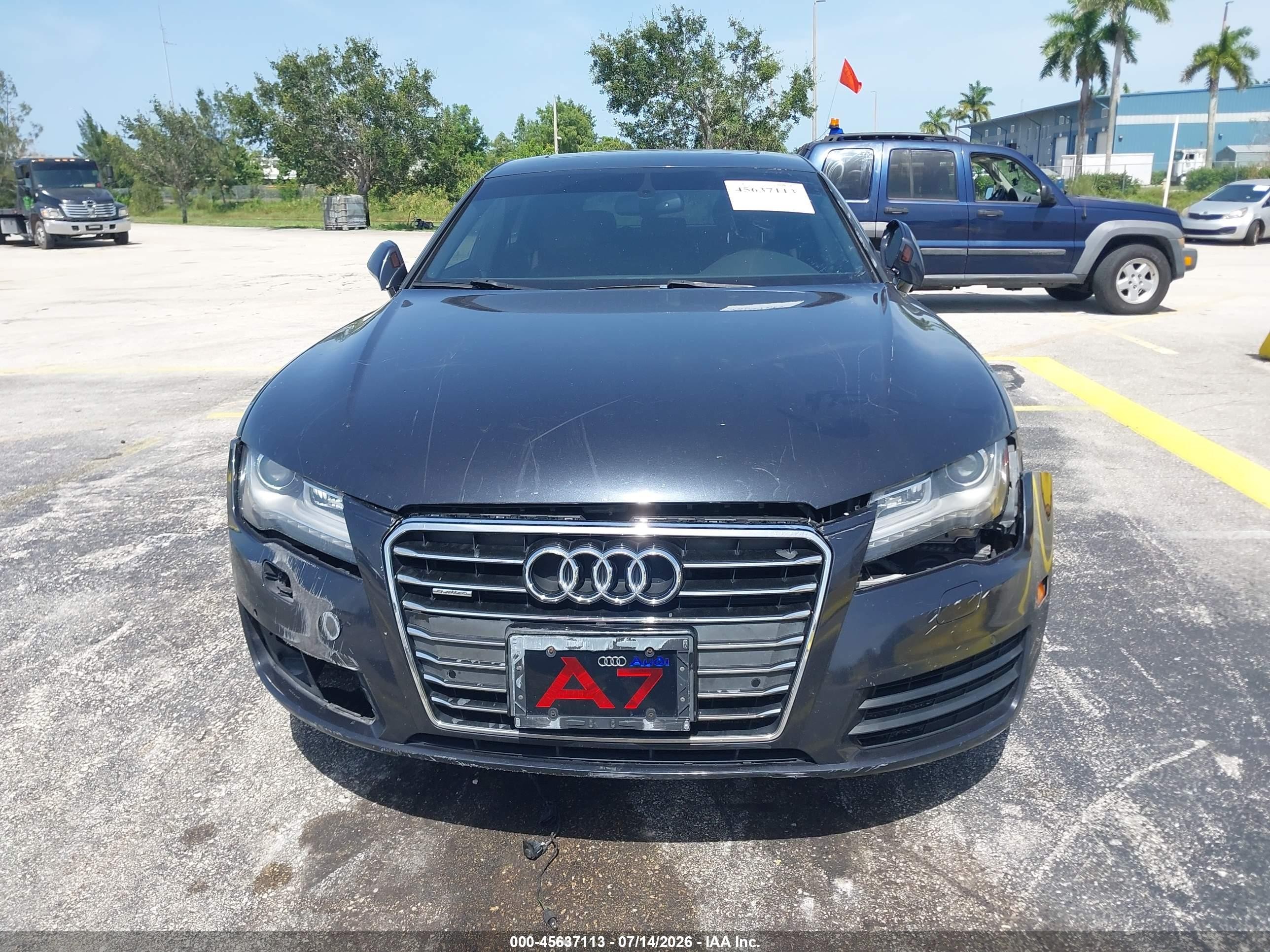 2014 Audi A7 3.0t Premium Plus Gray vin: WAUWGAFC3EN095948