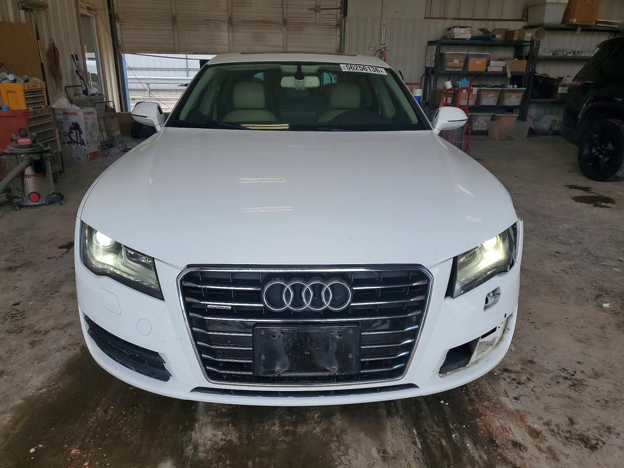 2014 Audi A7 Premium Plus Белый vin: WAUWGAFC5EN079850