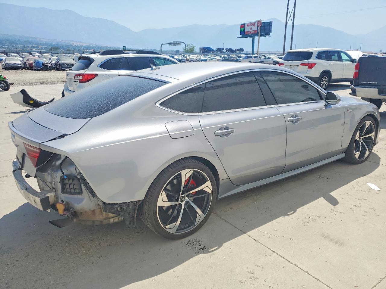 2016 Audi A7 Premium Plus Silver vin: WAUWGAFC5GN056541