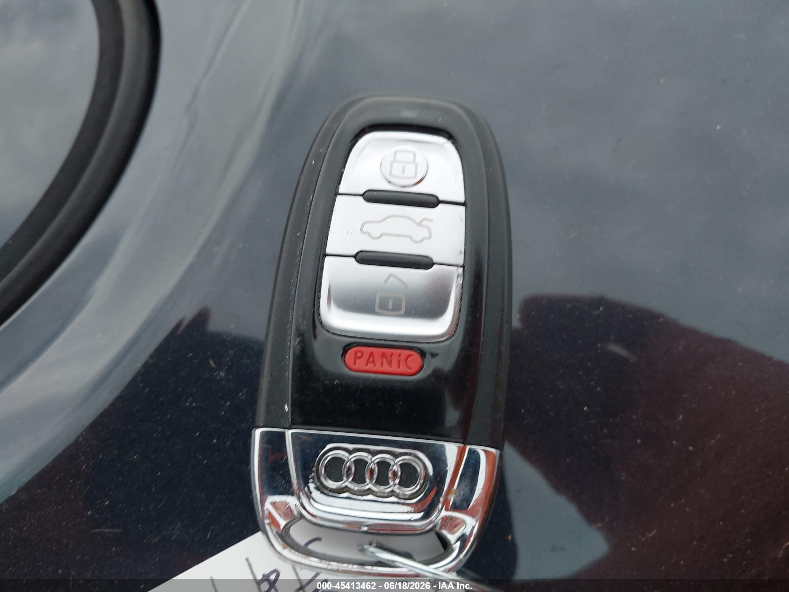 2014 Audi A7 3.0t Premium Plus Dark Blue vin: WAUWGAFC6EN084670