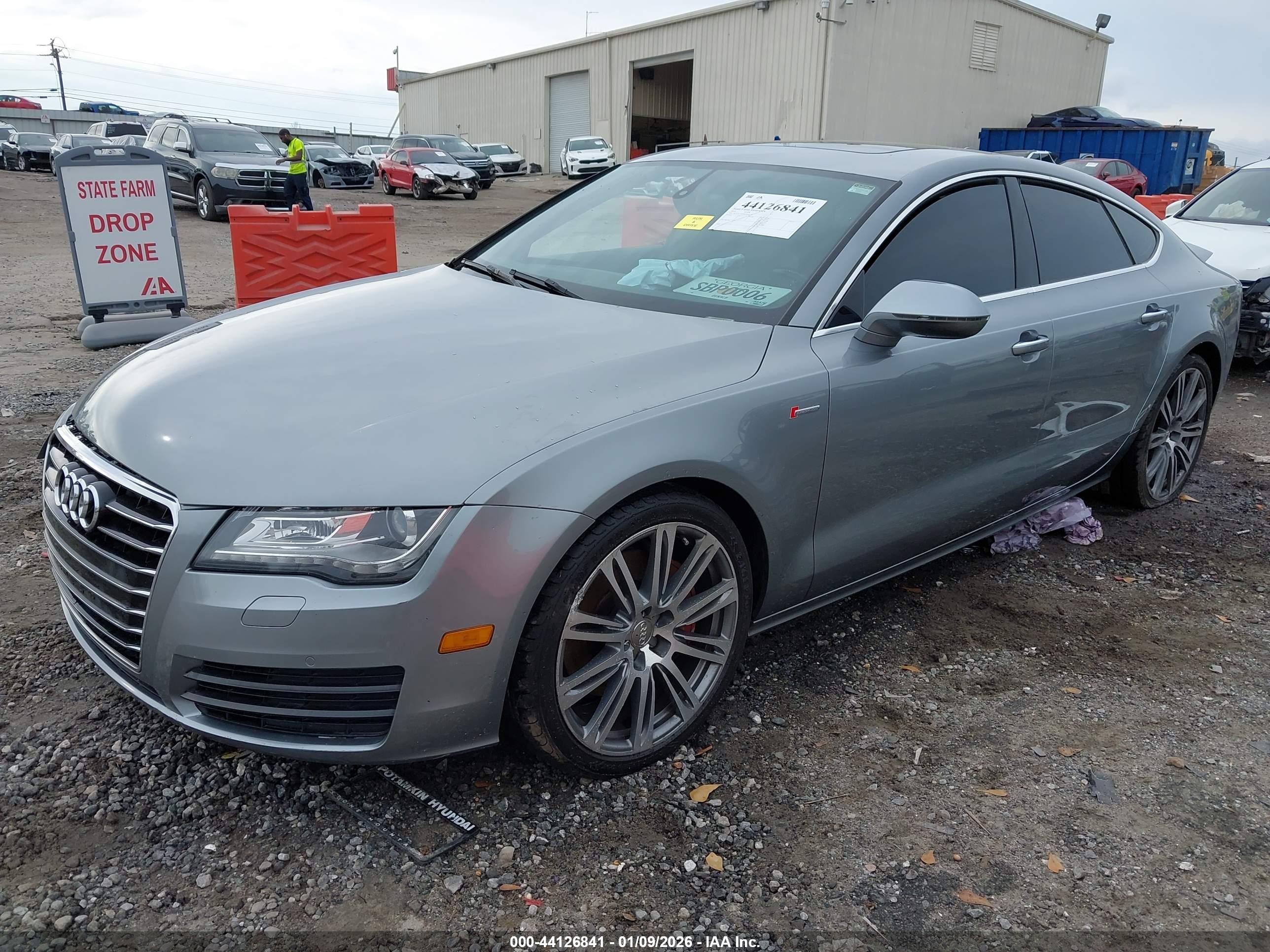 2014 Audi A7 3.0t Premium Plus Серый vin: WAUWGAFC6EN098729