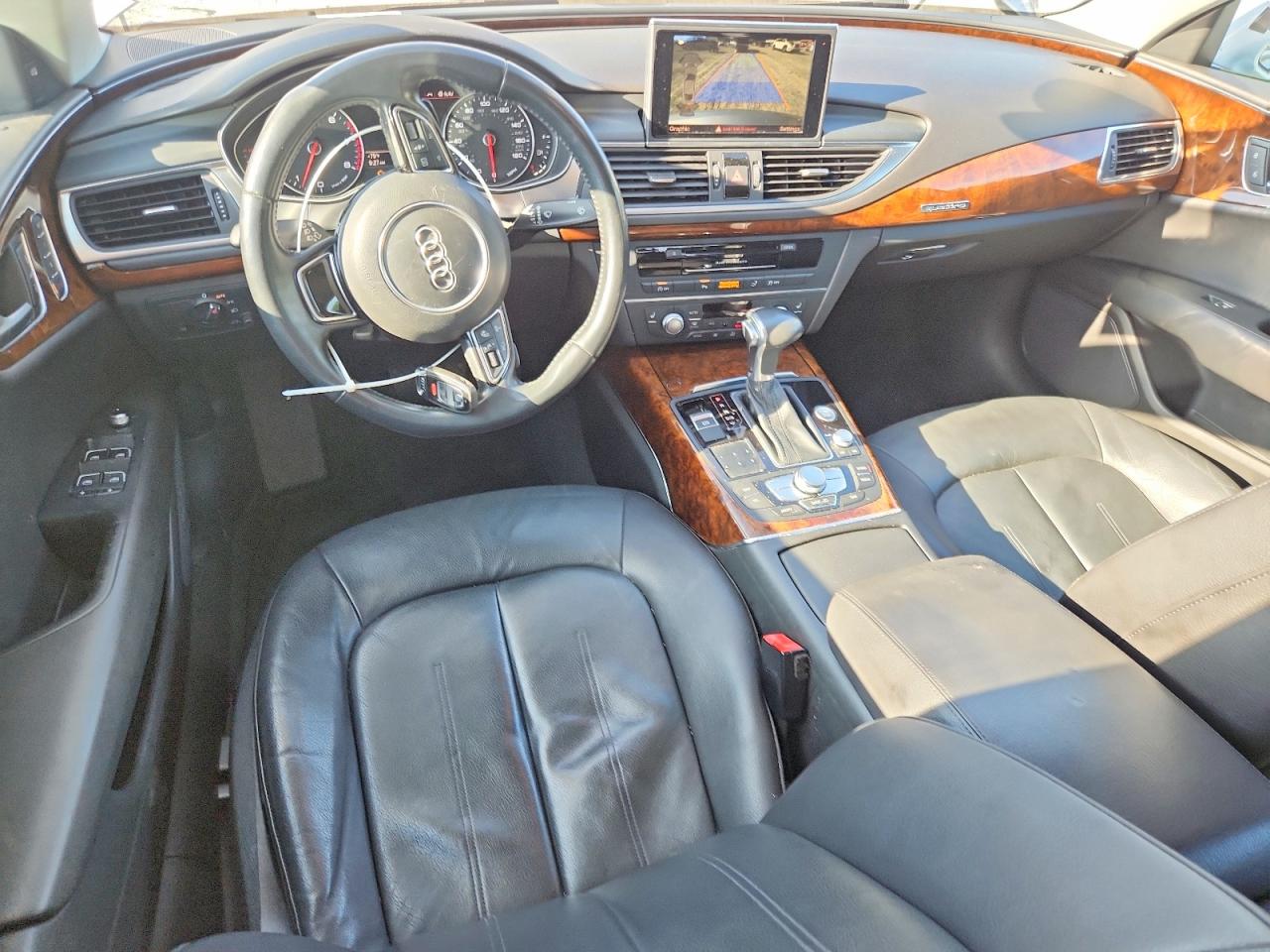 2015 Audi A7 Premium Plus Серебряный vin: WAUWGAFC6FN010358