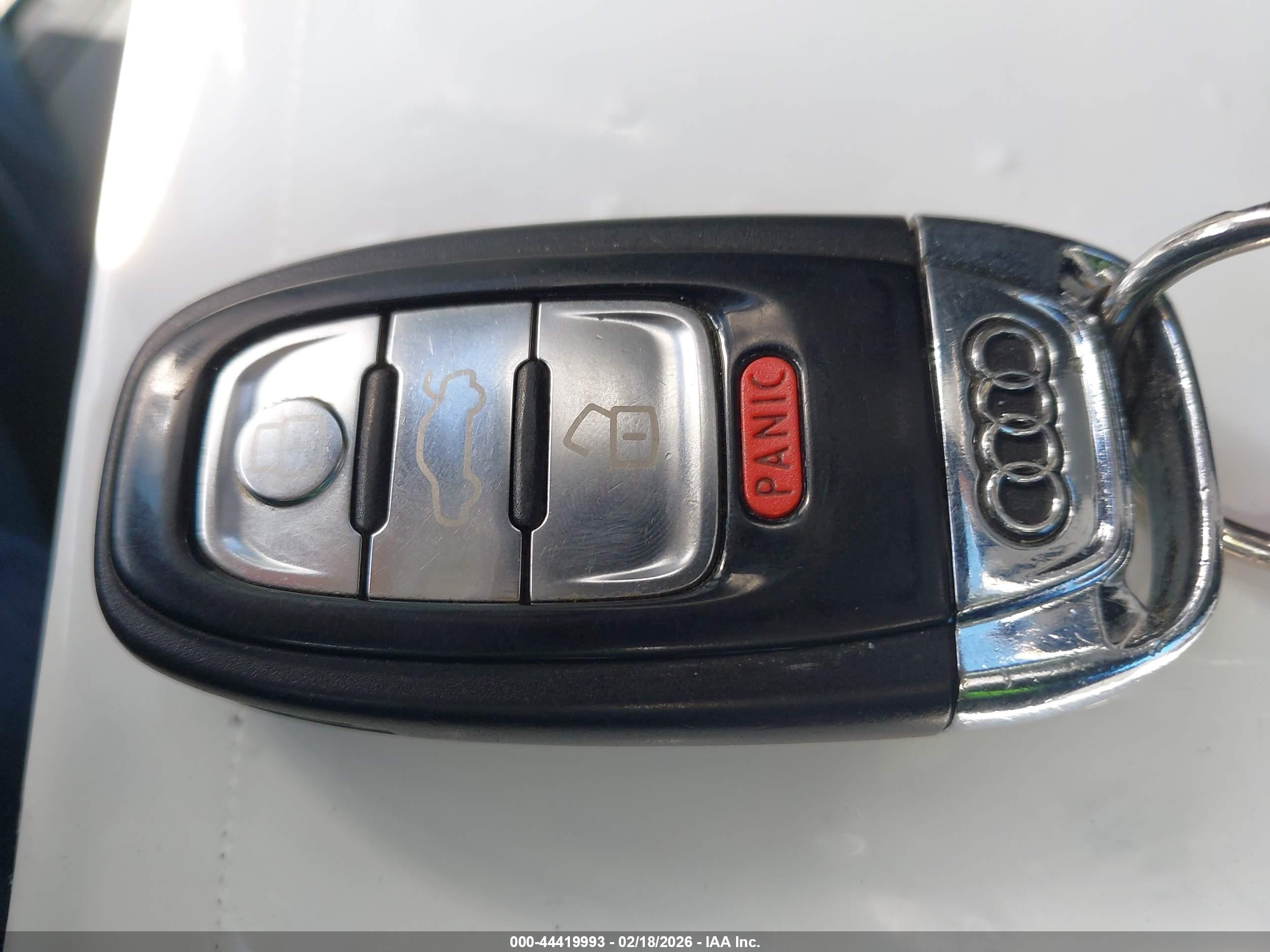 2014 Audi A7 3.0t Premium Plus White vin: WAUWGAFC7EN080708