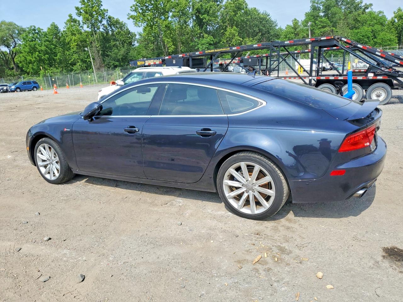 2014 Audi A7 Premium Plus Синий vin: WAUWGAFC9EN021711