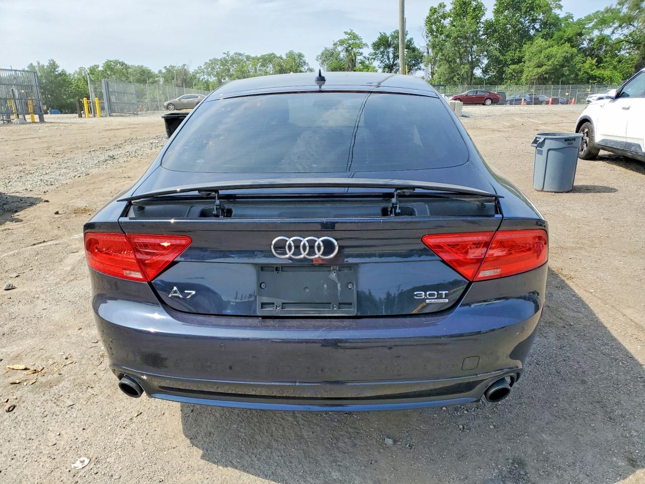 2014 Audi A7 Premium Plus Синий vin: WAUWGAFC9EN021711