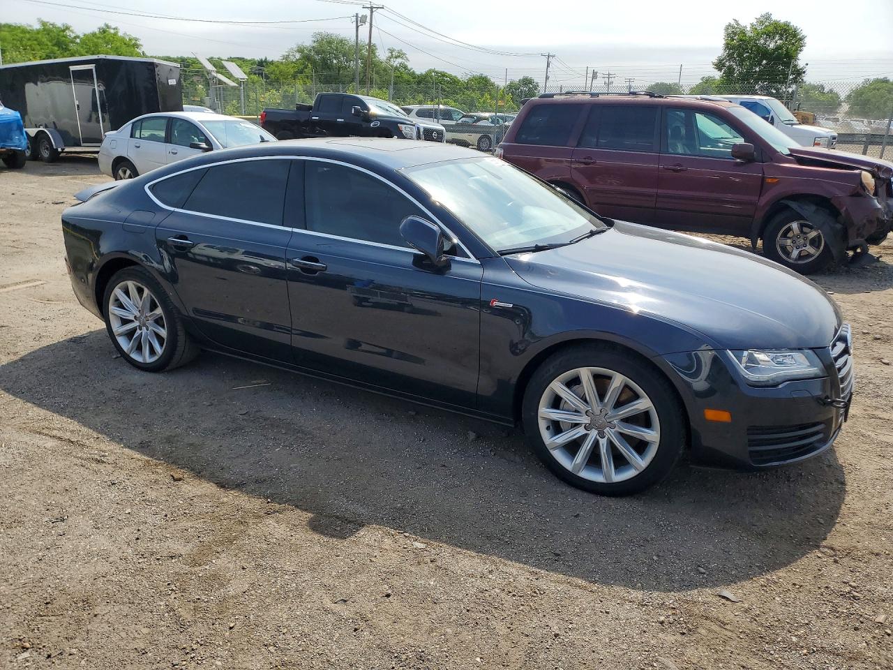 2014 Audi A7 Premium Plus Синий vin: WAUWGAFC9EN021711
