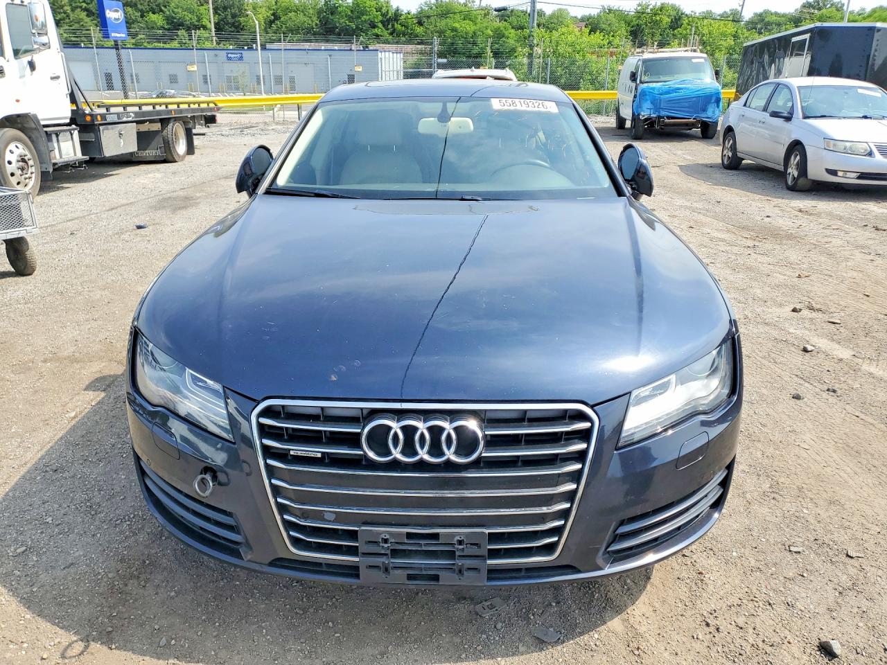 2014 Audi A7 Premium Plus Синий vin: WAUWGAFC9EN021711