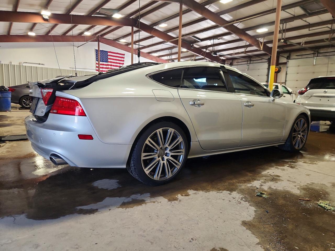 2015 Audi A7 Premium Plus Silver vin: WAUWMAFC5FN009145