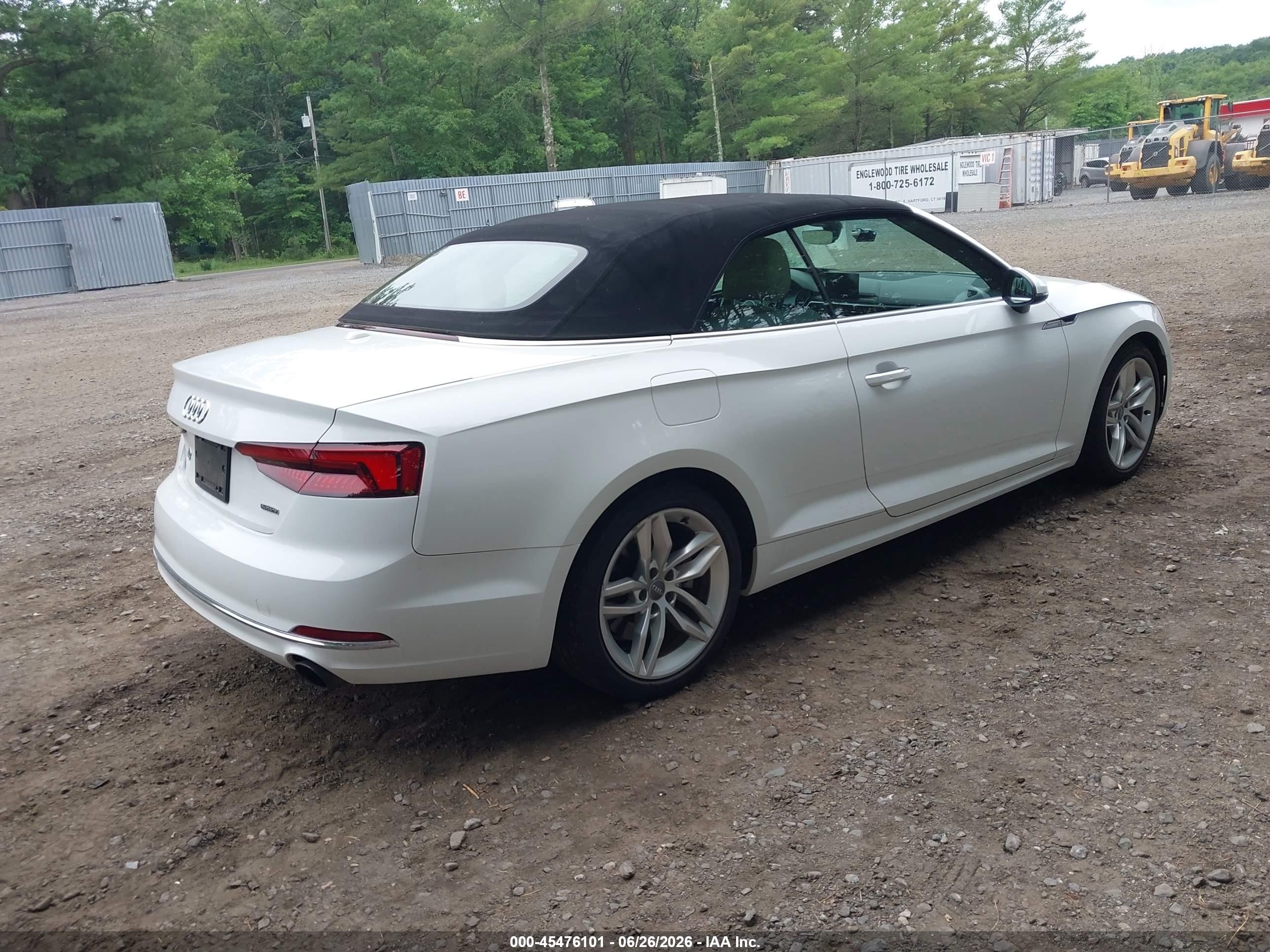 2019 Audi A5 45 Premium White vin: WAUWNGF55KN009528