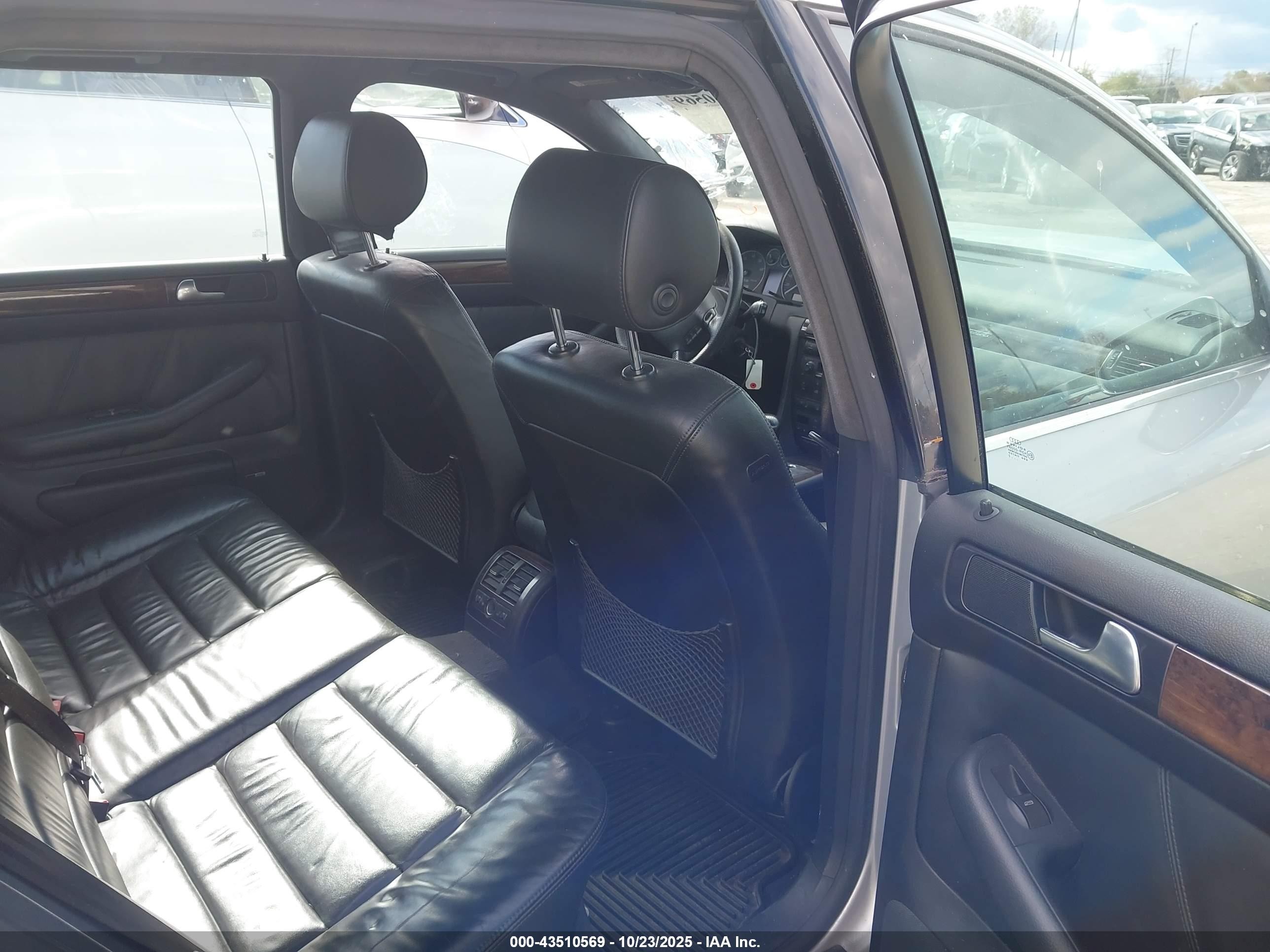 2002 Audi S6 Avant Silver vin: WAUXU64B62N130403