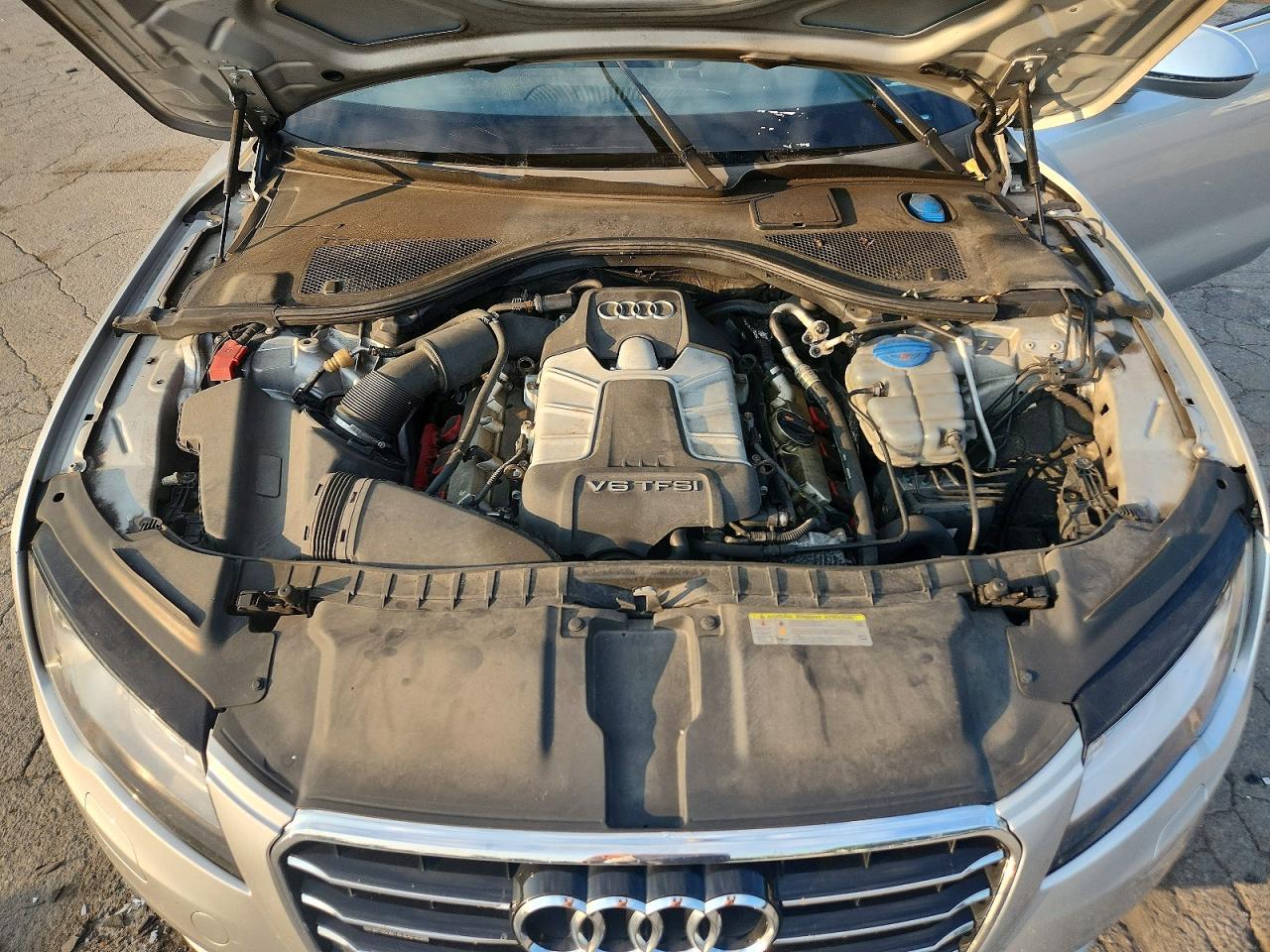 2012 Audi A7 Premium Plus Silver vin: WAUYGAFC1CN082668