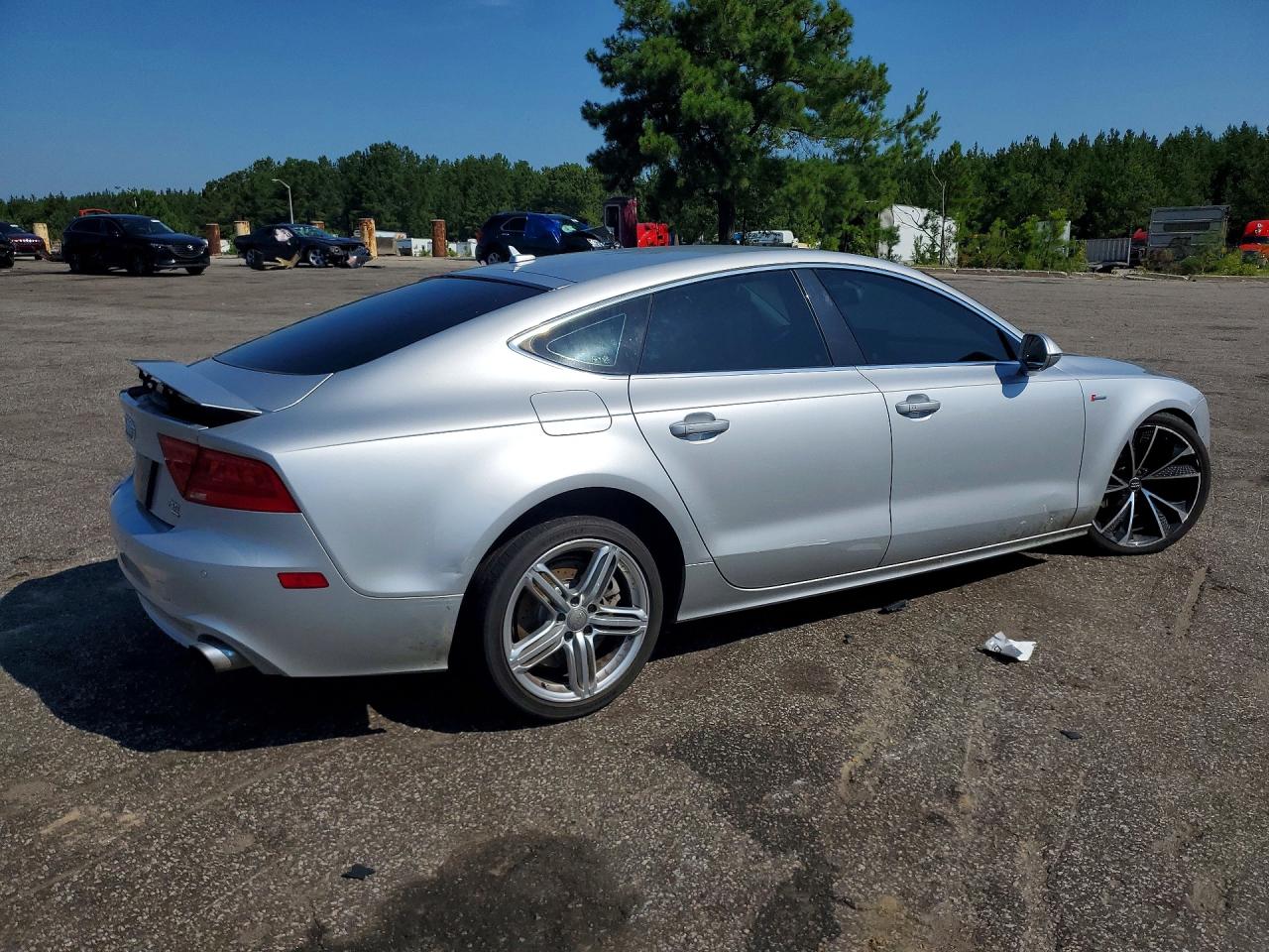 2012 Audi A7 Premium Plus Silver vin: WAUYGAFC1CN147552
