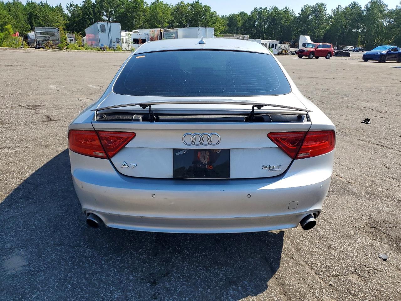 2012 Audi A7 Premium Plus Silver vin: WAUYGAFC1CN147552