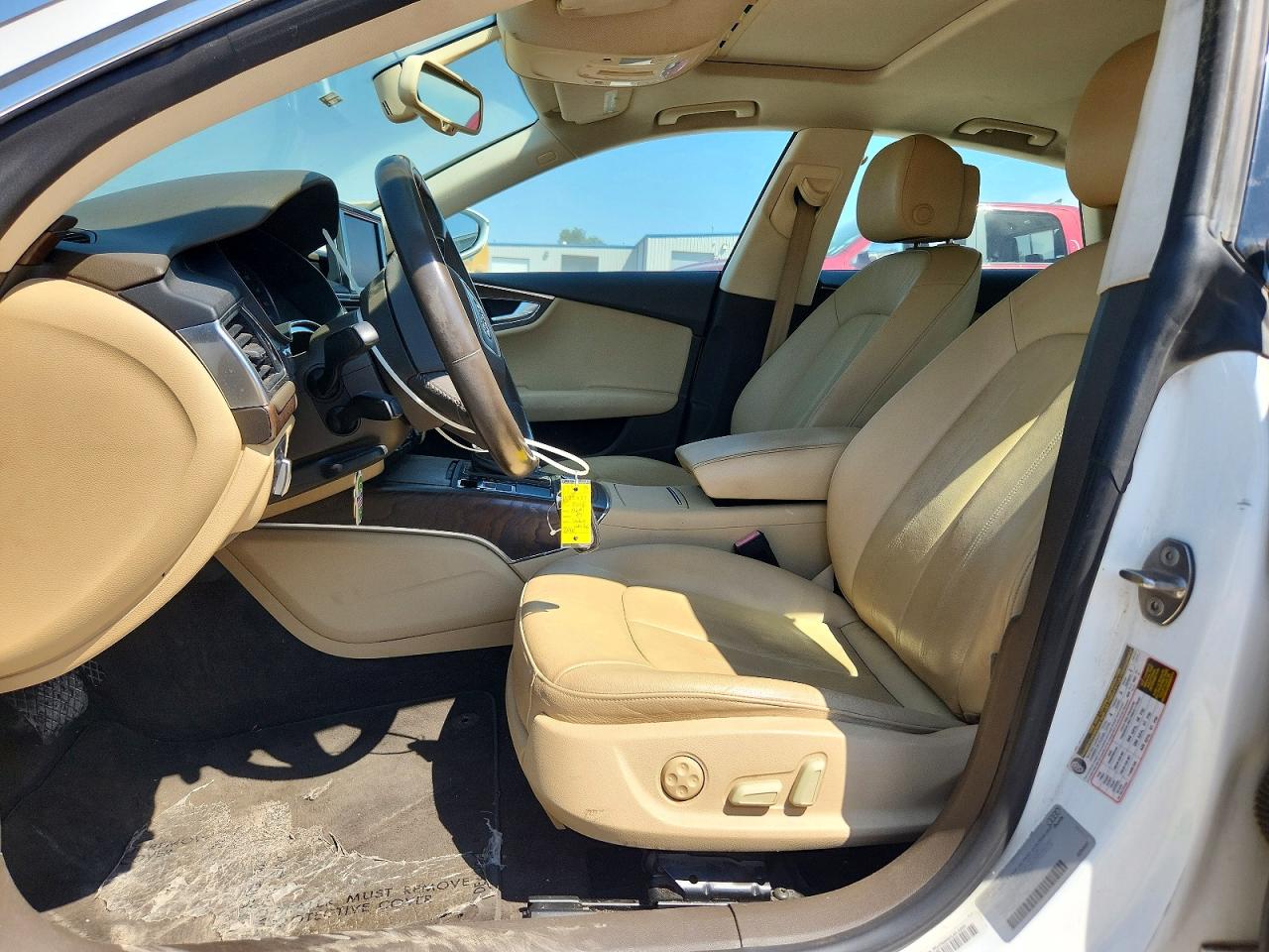 2012 Audi A7 Premium Plus White vin: WAUYGAFC2CN175487