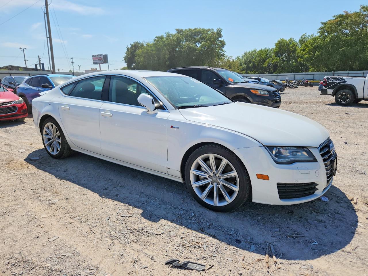 2012 Audi A7 Premium Plus White vin: WAUYGAFC2CN175487