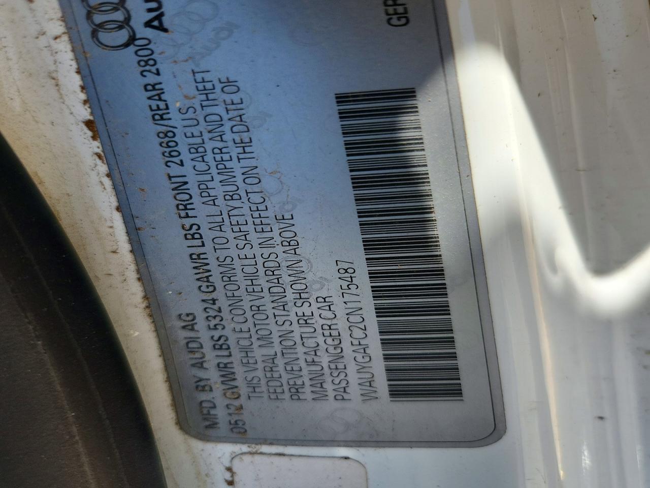 2012 Audi A7 Premium Plus White vin: WAUYGAFC2CN175487