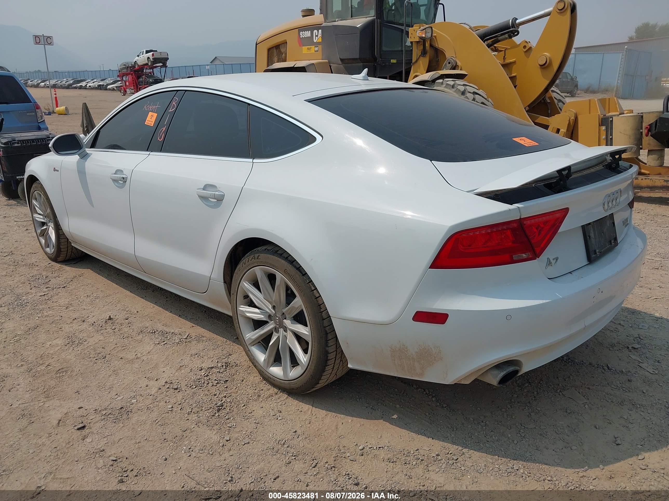 2013 Audi A7 3.0t Premium White vin: WAUYGAFC2DN062091