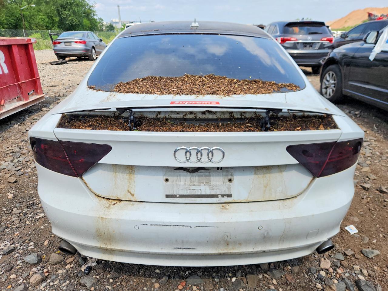 2013 Audi A7 Premium Plus White vin: WAUYGAFC2DN071583
