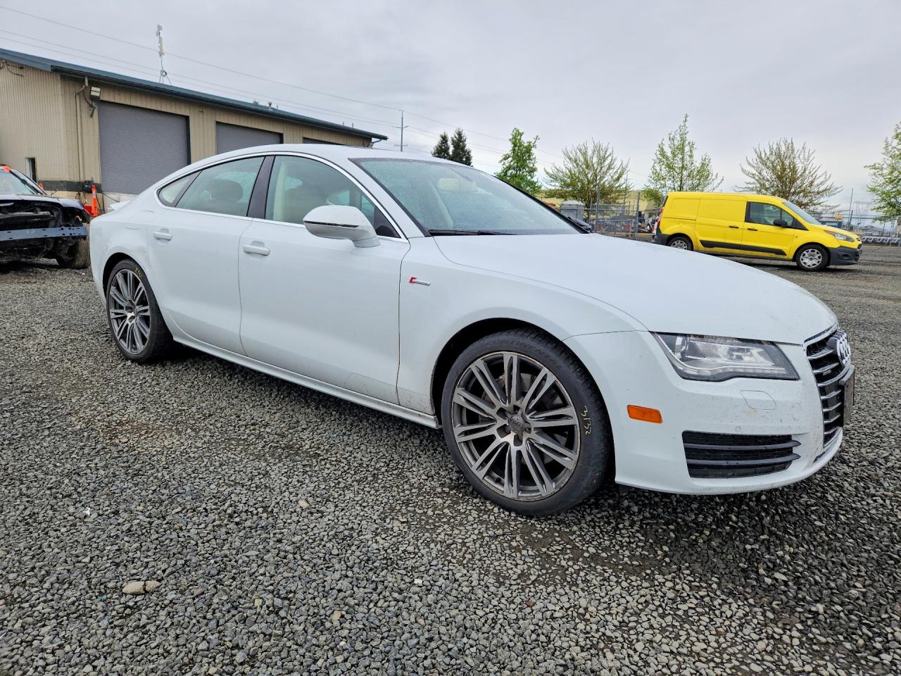 2012 Audi A7 Premium Plus White vin: WAUYGAFC3CN079626