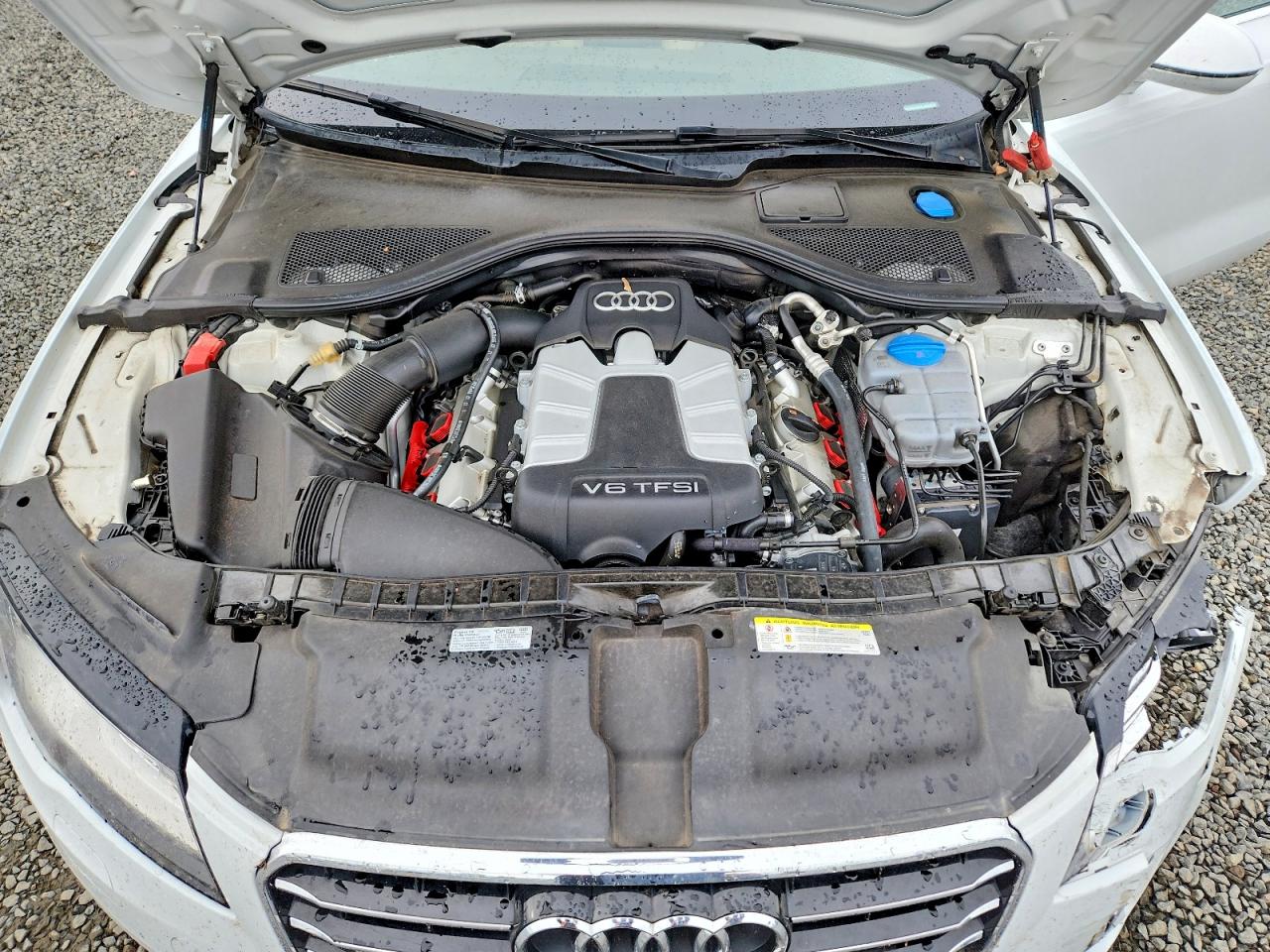2012 Audi A7 Premium Plus White vin: WAUYGAFC3CN079626