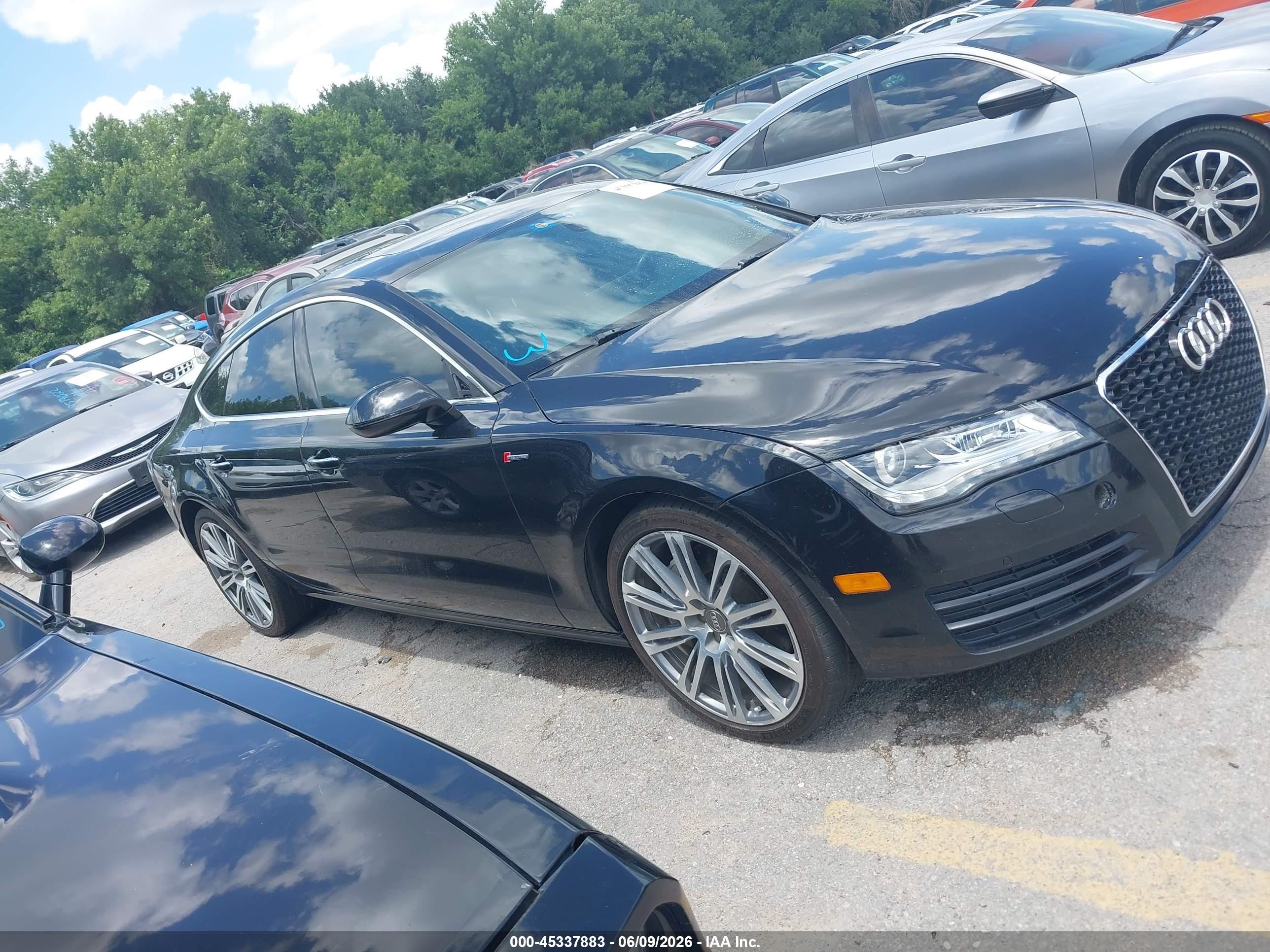 2013 Audi A7 3.0t Premium Black vin: WAUYGAFC4DN095111