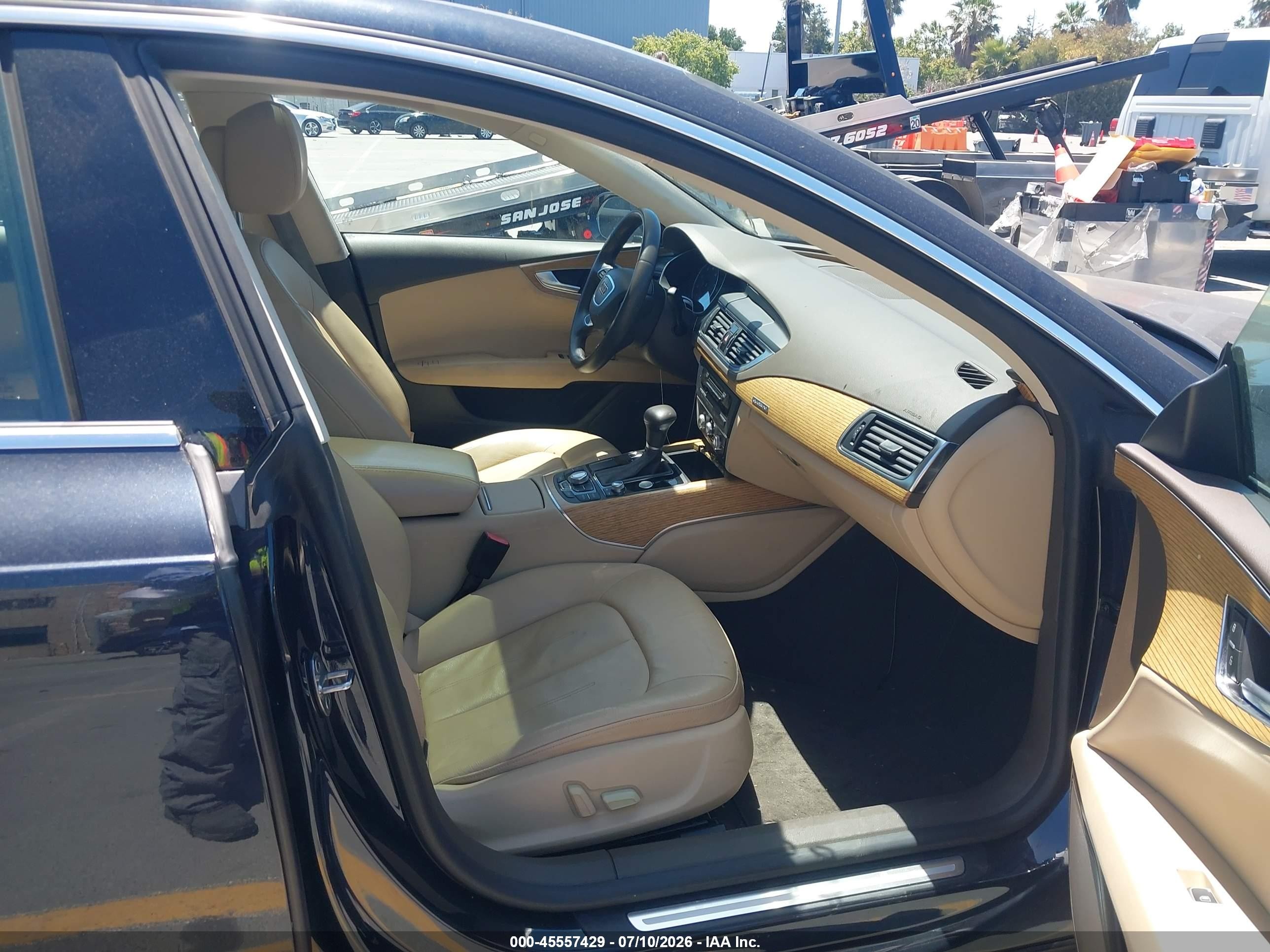2013 Audi A7 3.0t Premium Черный vin: WAUYGAFC4DN107595