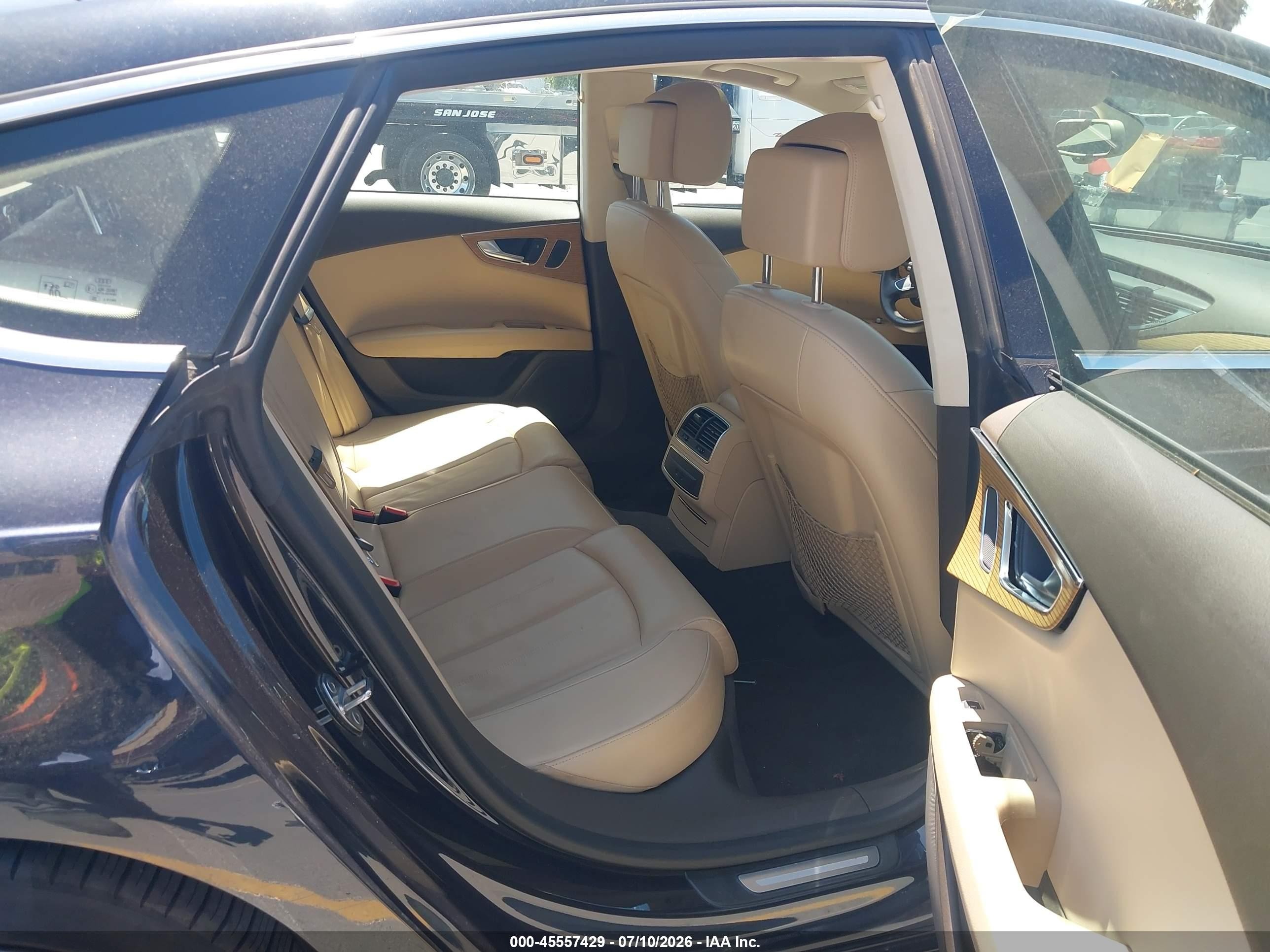 2013 Audi A7 3.0t Premium Черный vin: WAUYGAFC4DN107595