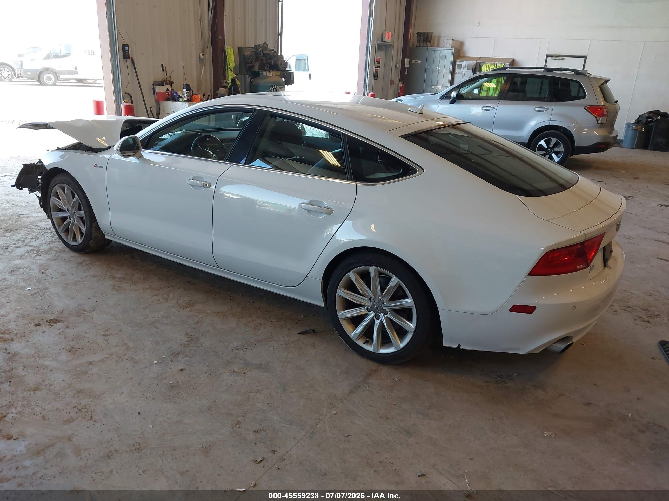 2013 Audi A7 3.0t Premium White vin: WAUYGAFC5DN016335