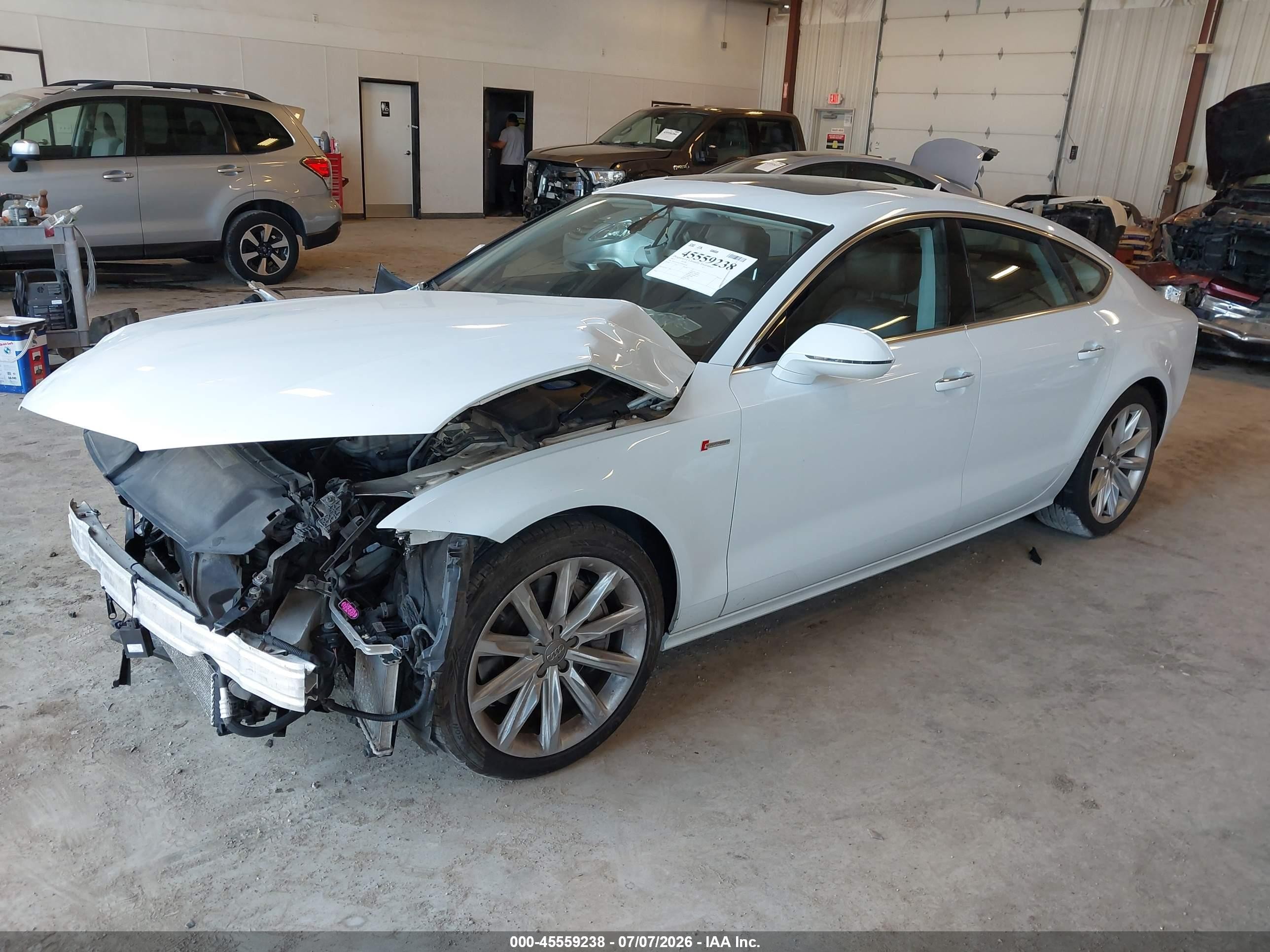 2013 Audi A7 3.0t Premium White vin: WAUYGAFC5DN016335