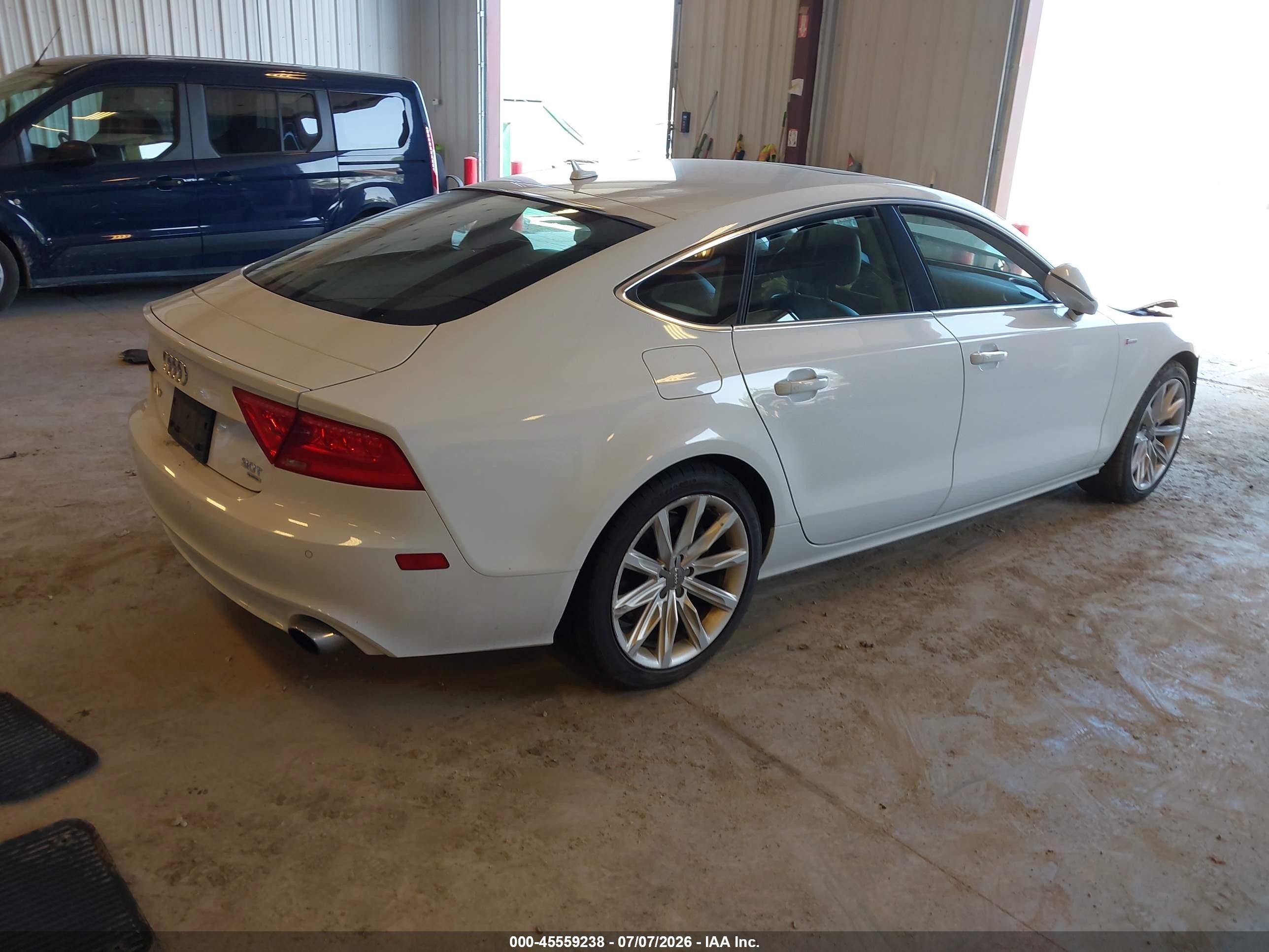 2013 Audi A7 3.0t Premium White vin: WAUYGAFC5DN016335