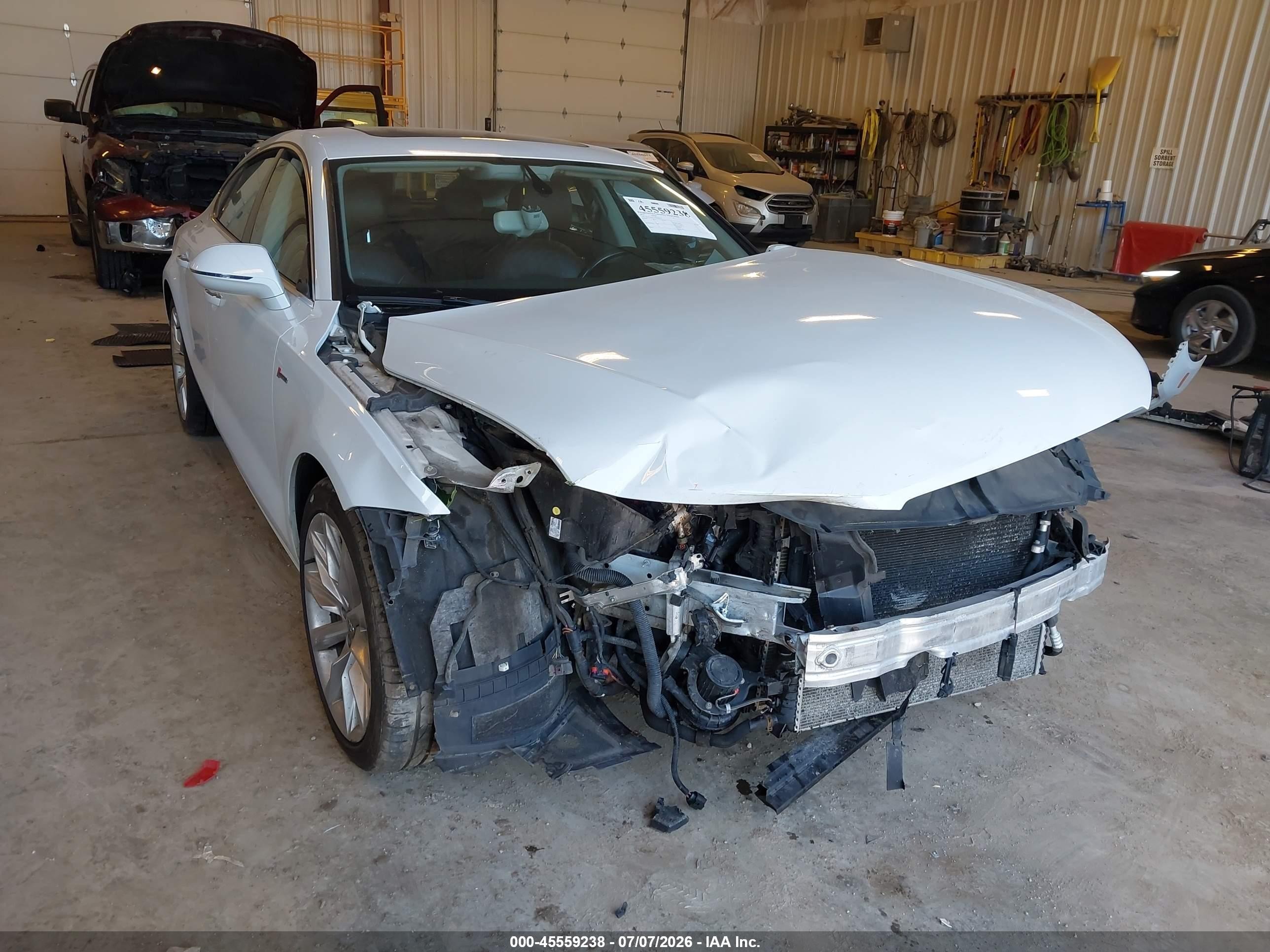 2013 Audi A7 3.0t Premium White vin: WAUYGAFC5DN016335