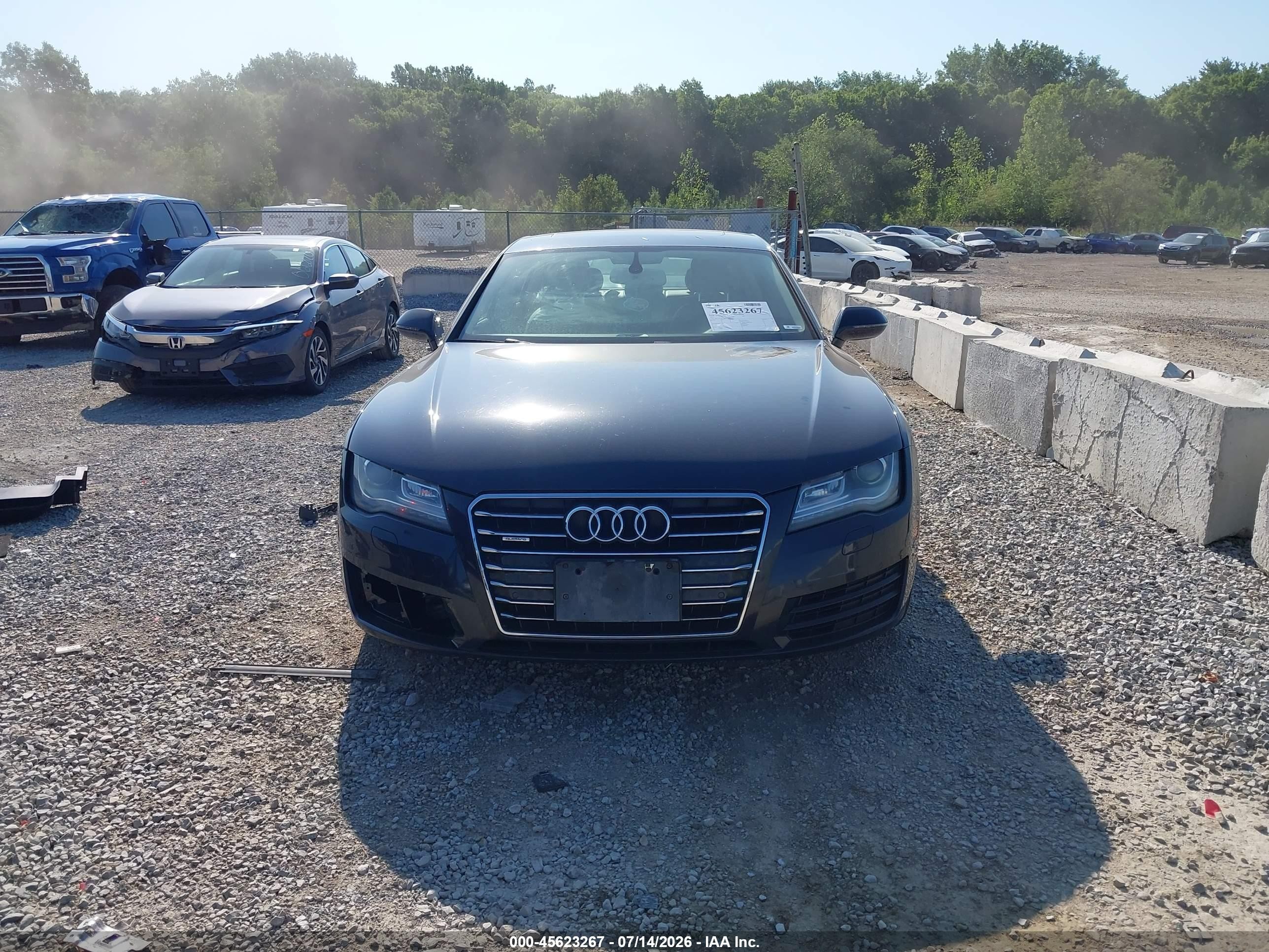 2013 Audi A7 3.0t Premium Black vin: WAUYGAFC6DN034858