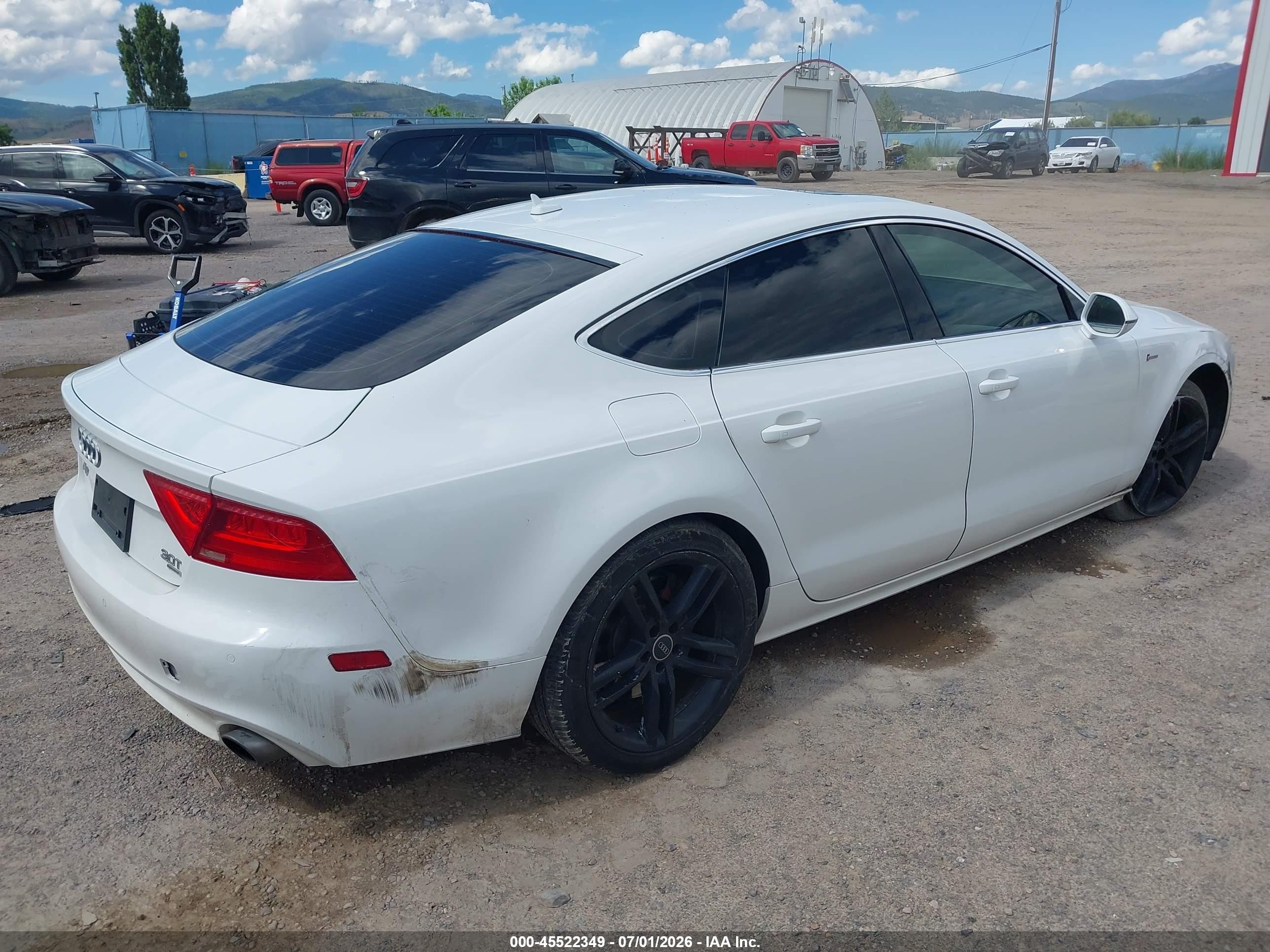 2012 Audi A7 3.0 Premium Plus White vin: WAUYGAFC7CN085946