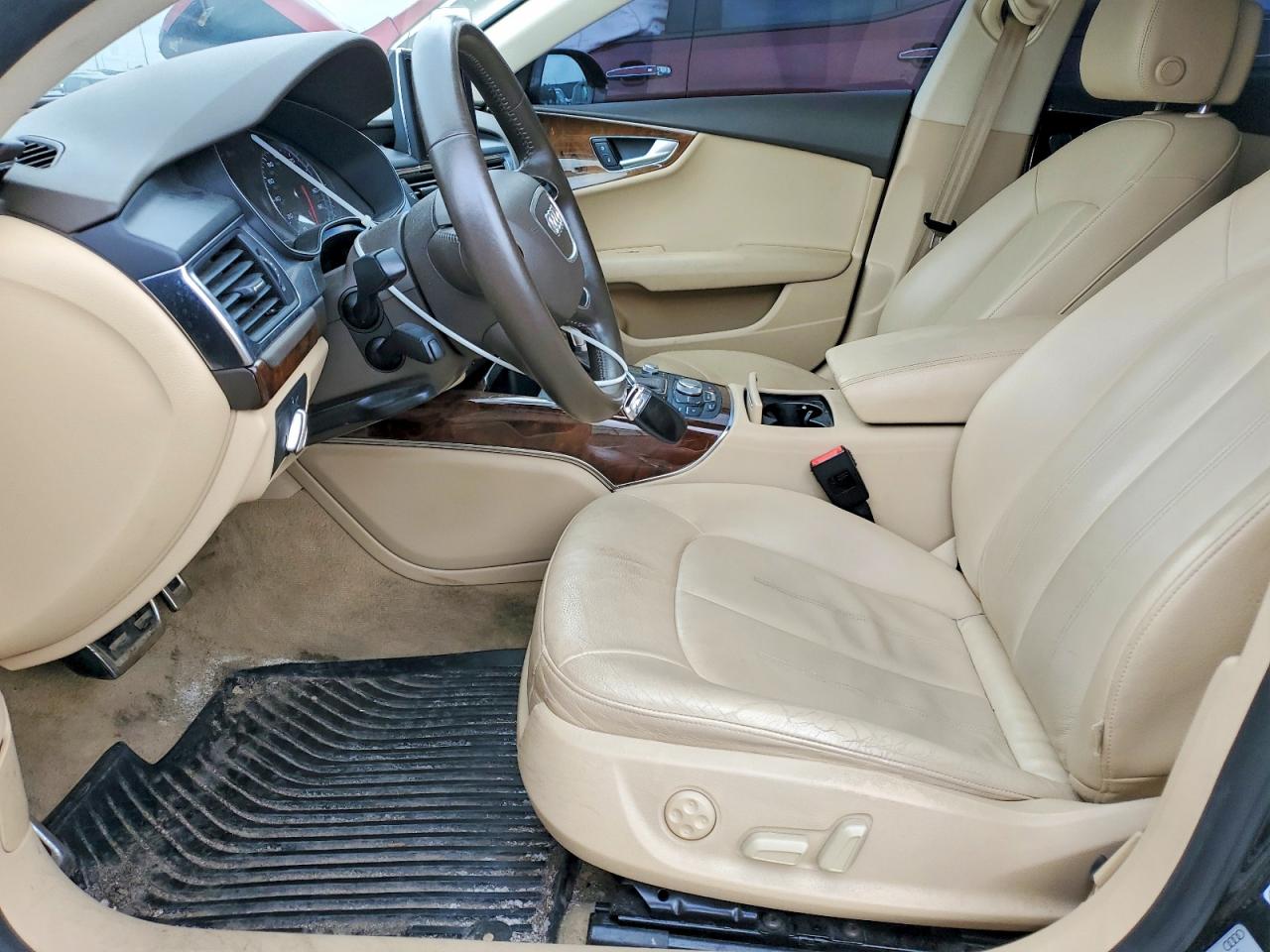2013 Audi A7 Premium Black vin: WAUYGAFC7DN083051