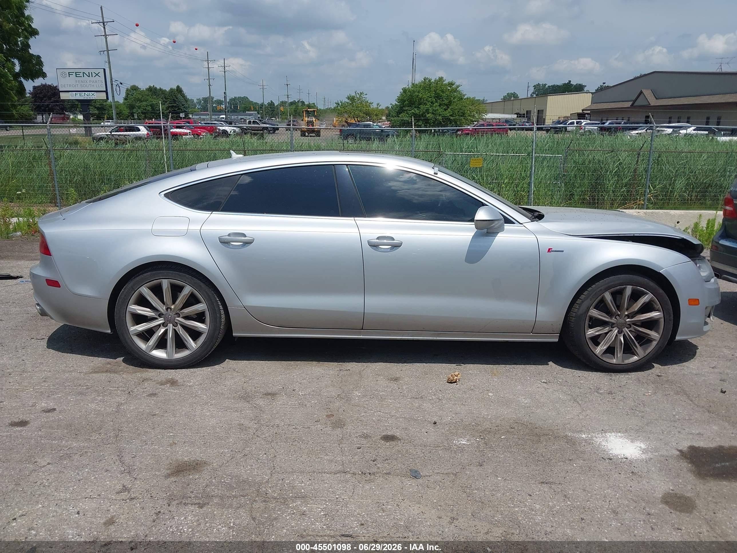 2013 Audi A7 3.0t Premium Silver vin: WAUYGAFC8DN030794