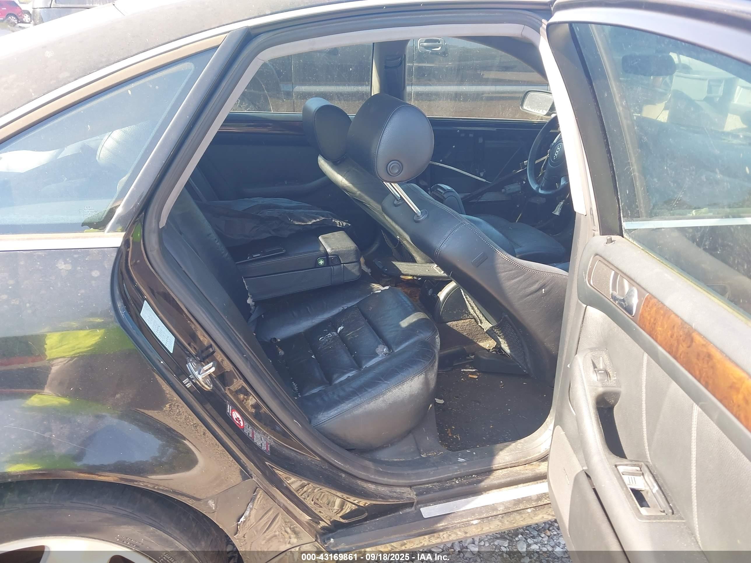 2000 Audi A6 4.2 Black vin: WAUZL54BXYN086839