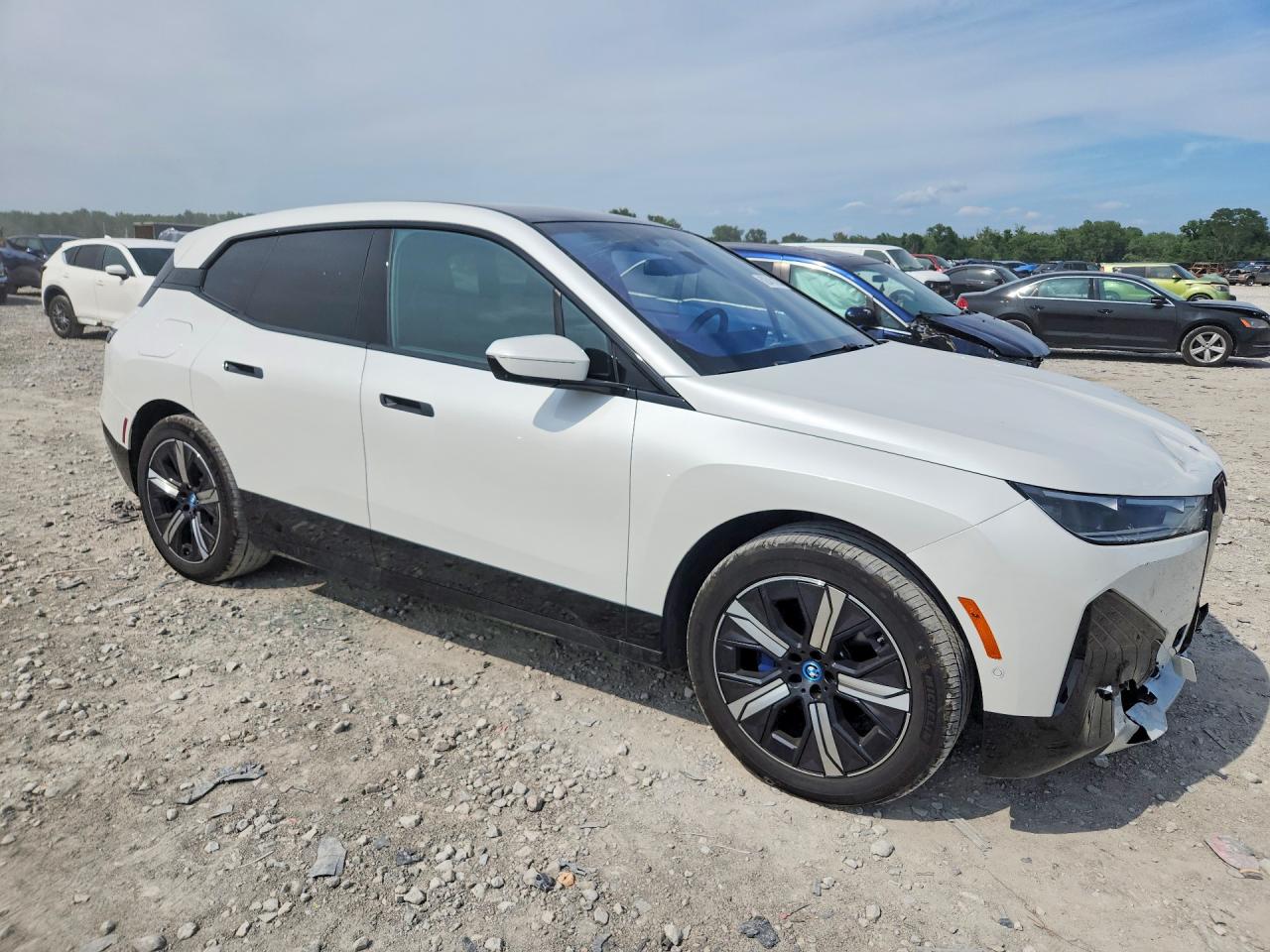 2025 Bmw Ix Xdrive50 Белый vin: WB523CF03SCT79288