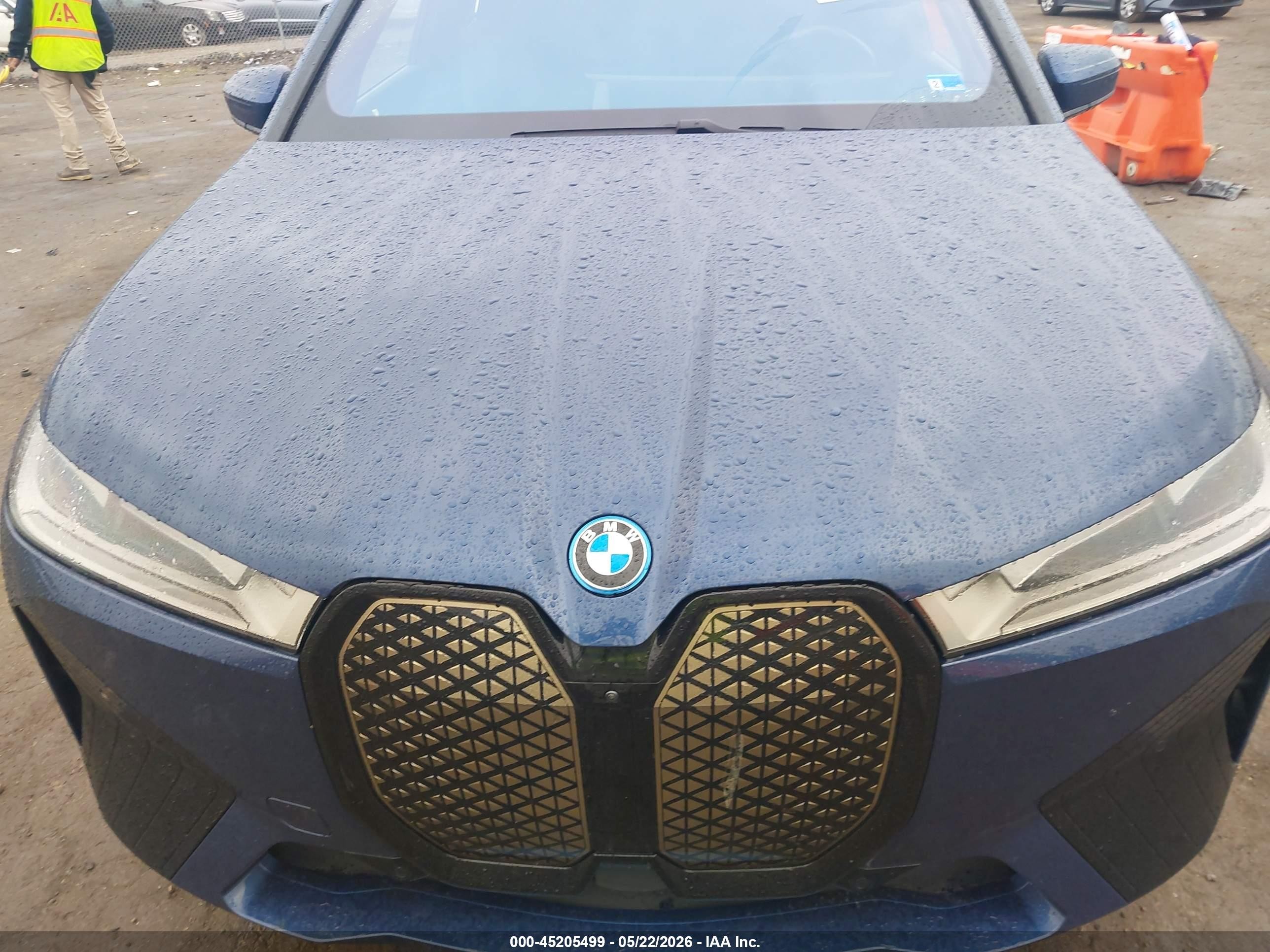 2024 Bmw Ix Xdrive50 Blue vin: WB523CF09RCN58381
