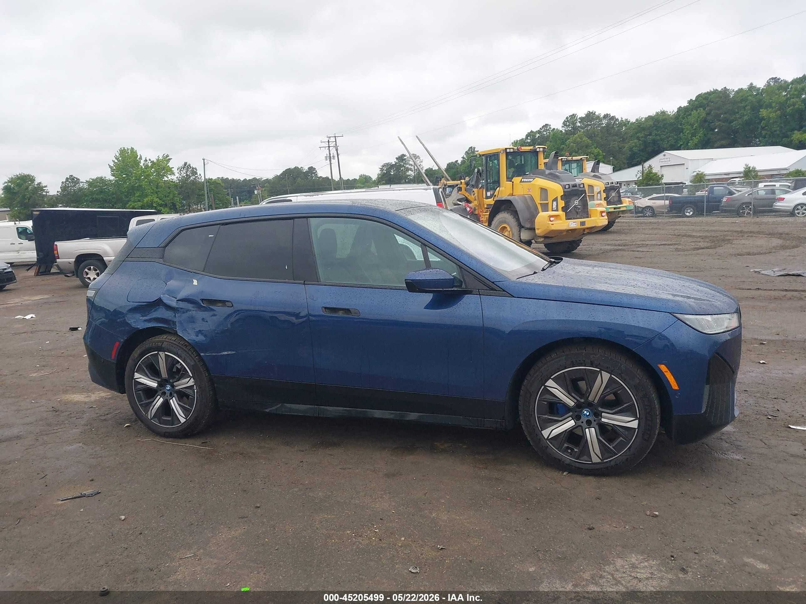 2024 Bmw Ix Xdrive50 Blue vin: WB523CF09RCN58381