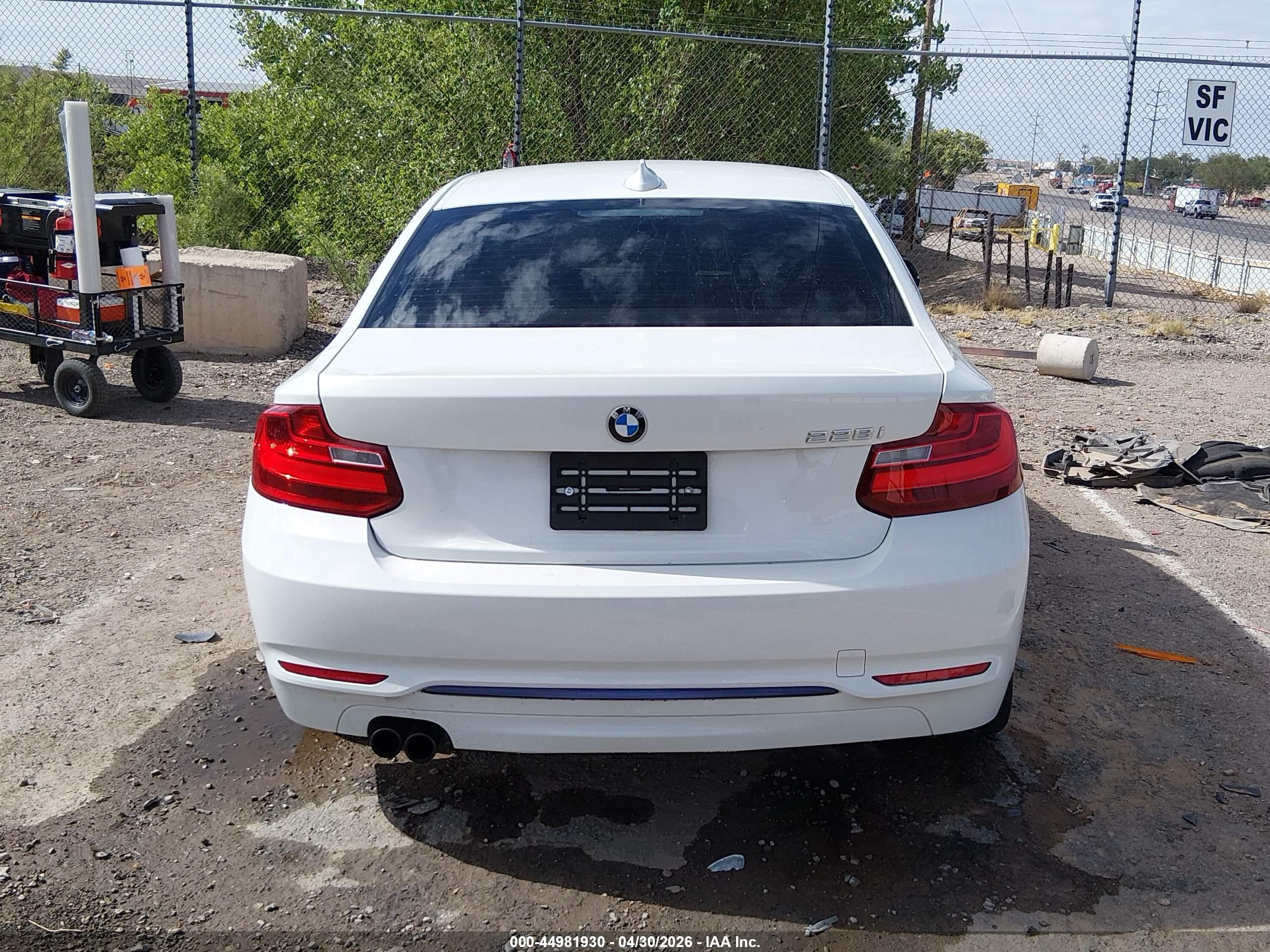 2014 Bmw 228i   White vin: WBA1F5C50EV255374