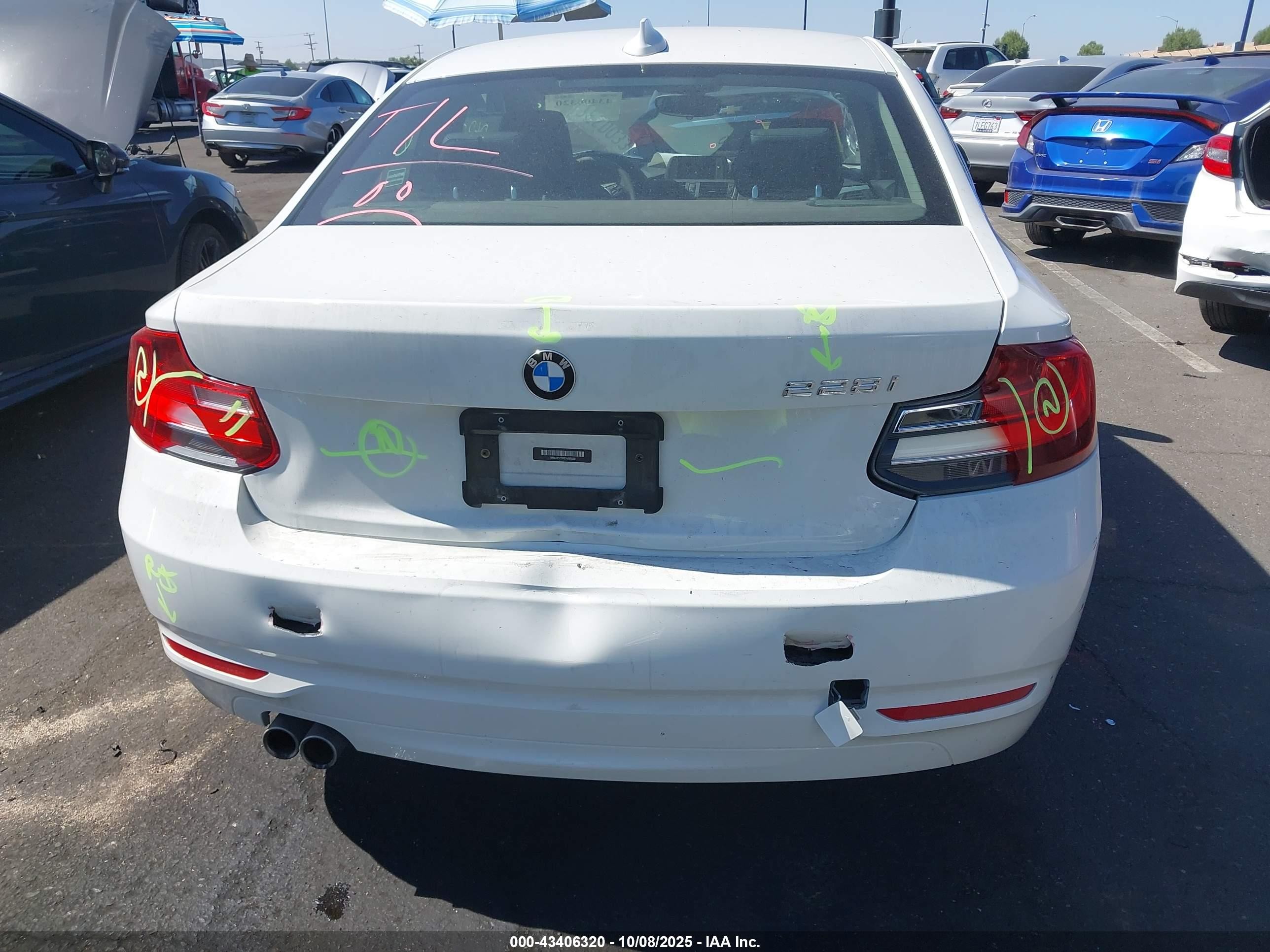 2014 Bmw 228i   White vin: WBA1F5C50EVV98928