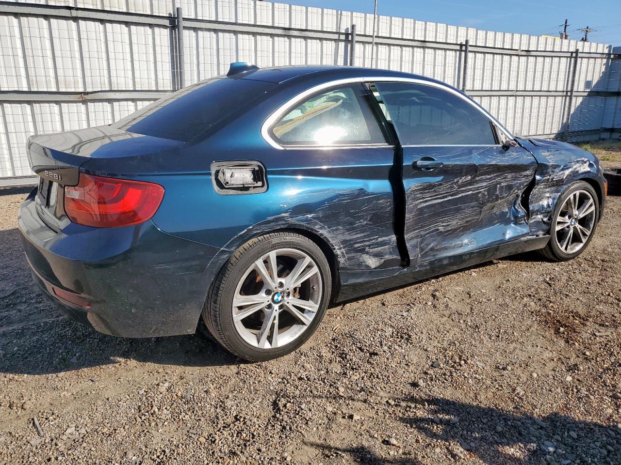 2015 Bmw 228 I Blue vin: WBA1F5C51FV257698