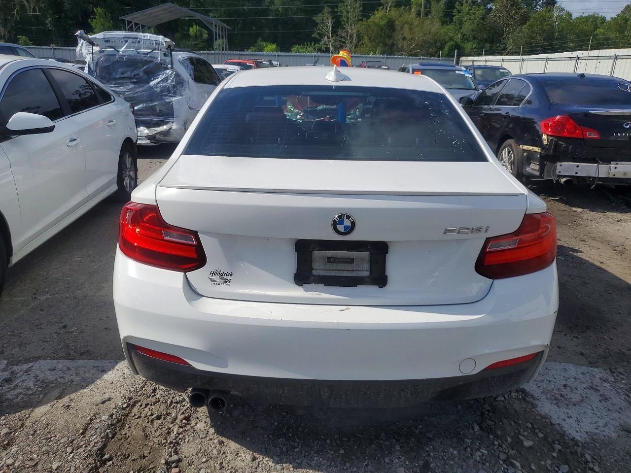 2015 Bmw 228 I White vin: WBA1F5C53FV257492